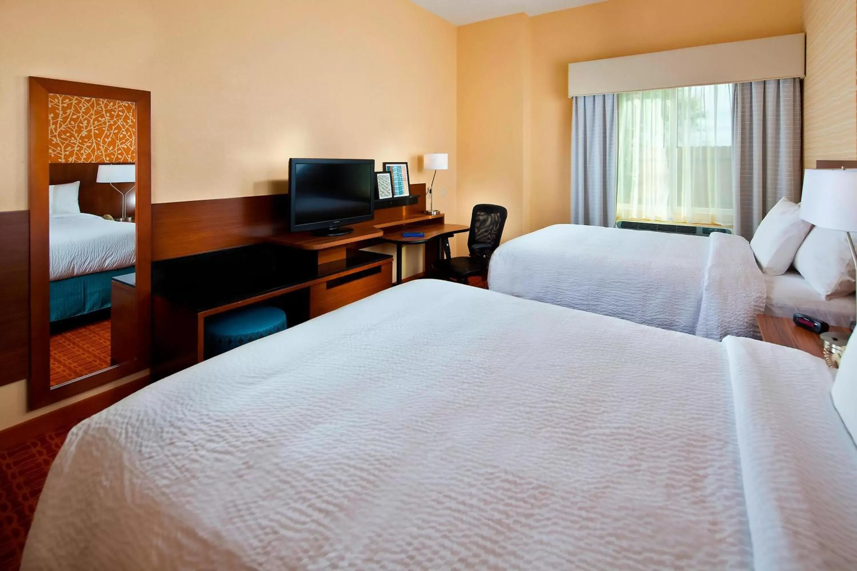 Photo of the whole room, Bed in Fairfield Inn & Suites Houston Hobby Airport