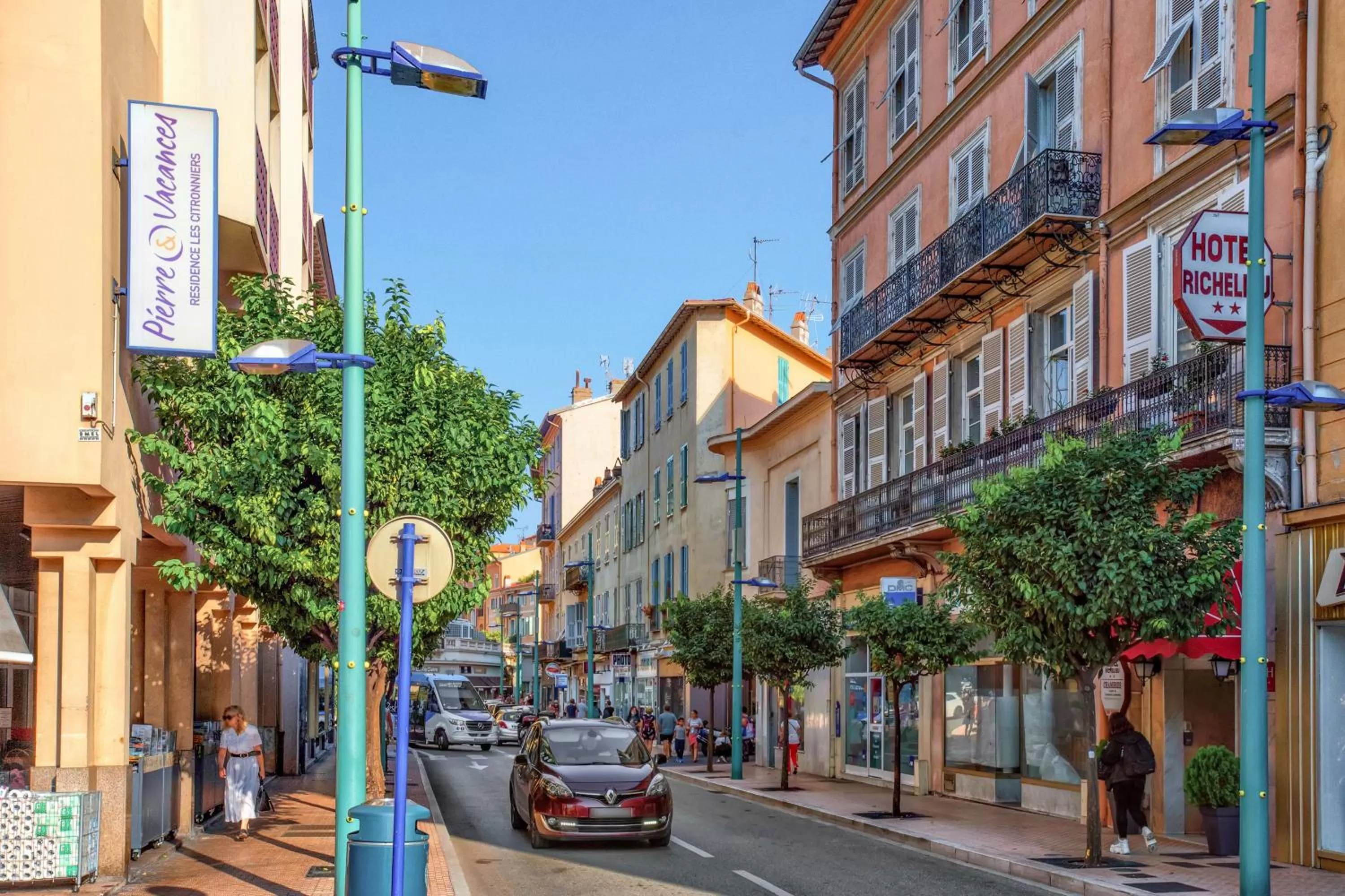 Facade/entrance in Résidence Pierre & Vacances Les Citronniers