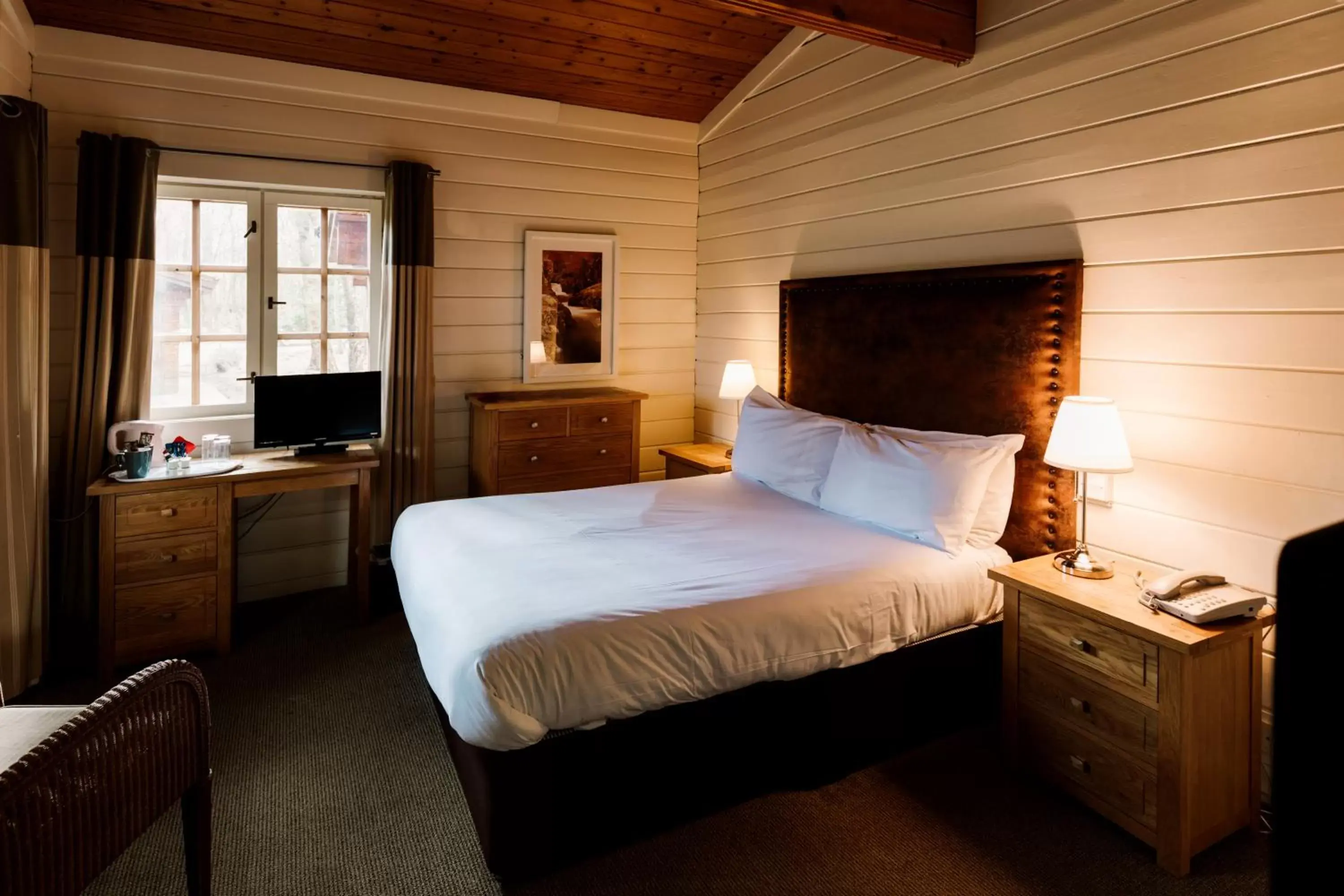Bedroom, Bed in Chevin Country Park Hotel & Spa