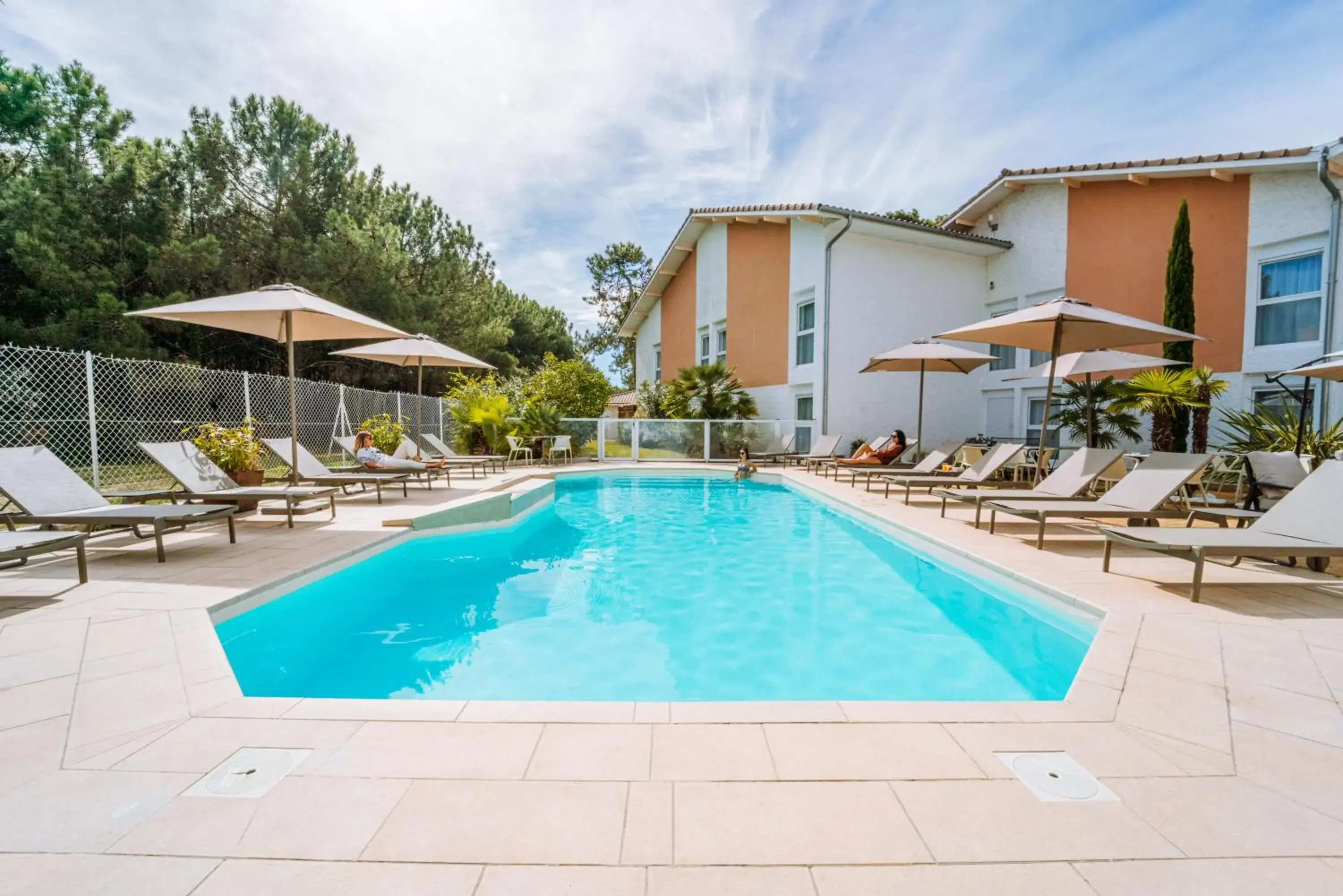 Garden, Swimming Pool in Hôtel Restaurant La Forestière