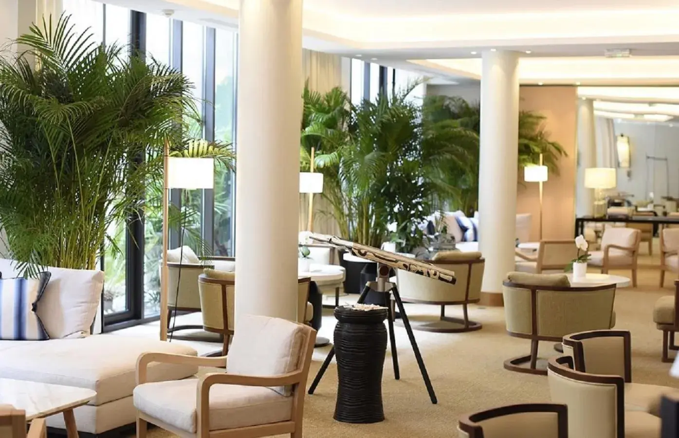 Lobby or reception, Lounge/Bar in Five Seas Hotel Cannes, a Member of Design Hotels