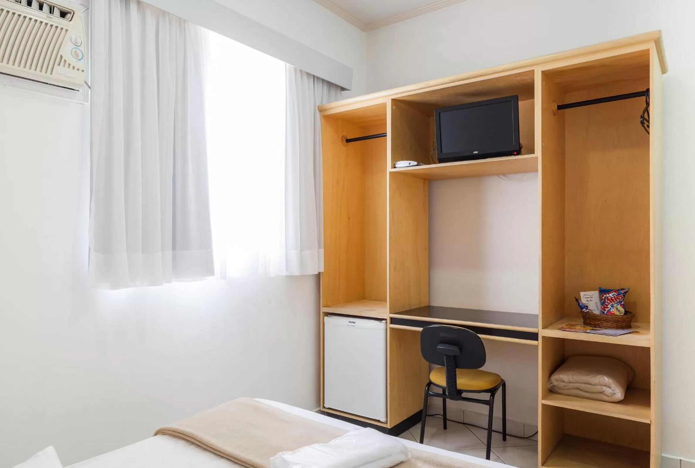 Photo of the whole room, Bed in Hotel Casablanca