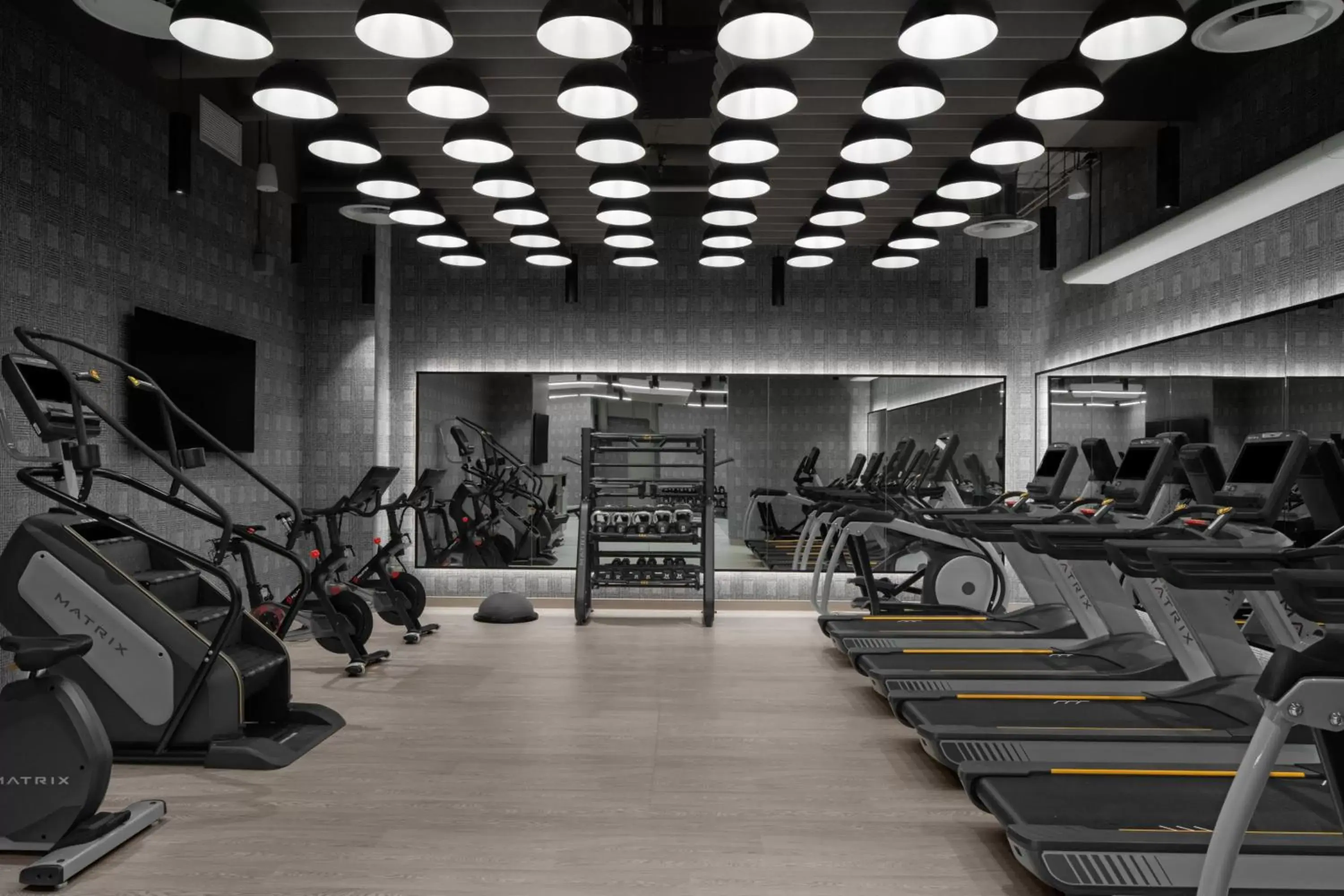 Fitness centre/facilities, Fitness Center/Facilities in Courtyard by Marriott Calgary Downtown