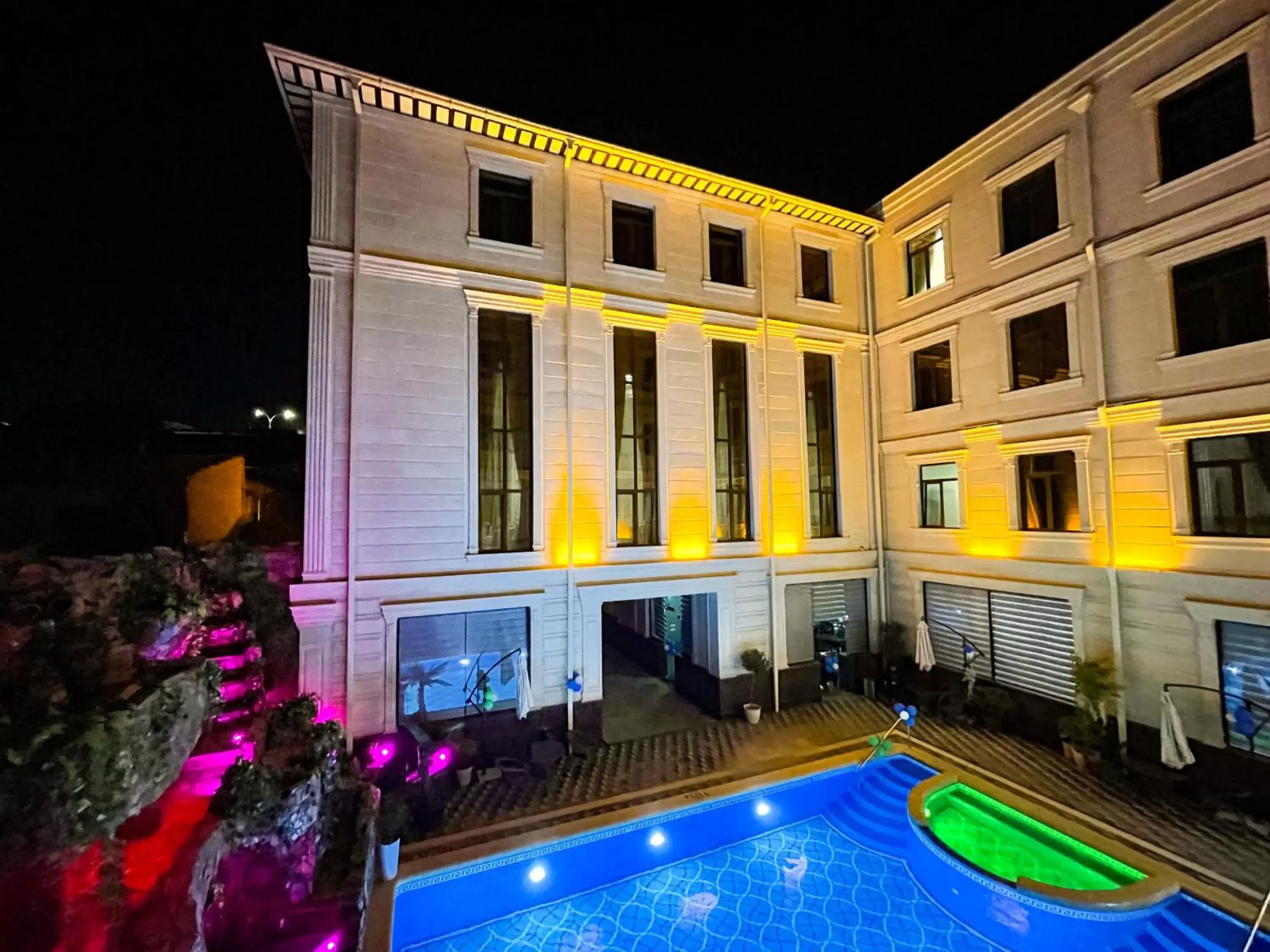 Property building, Swimming Pool in Medina Hotel Samarkand