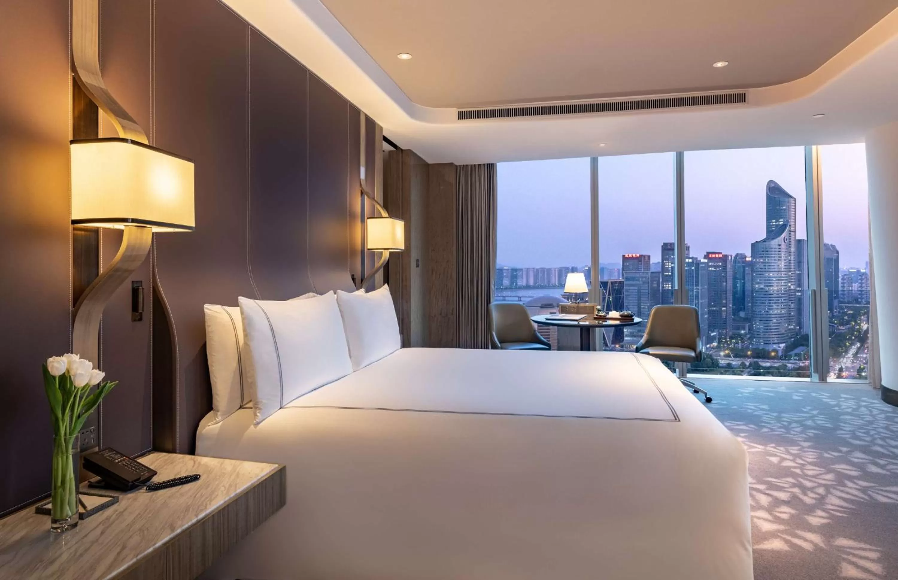 View (from property/room), Bed in Conrad Hangzhou