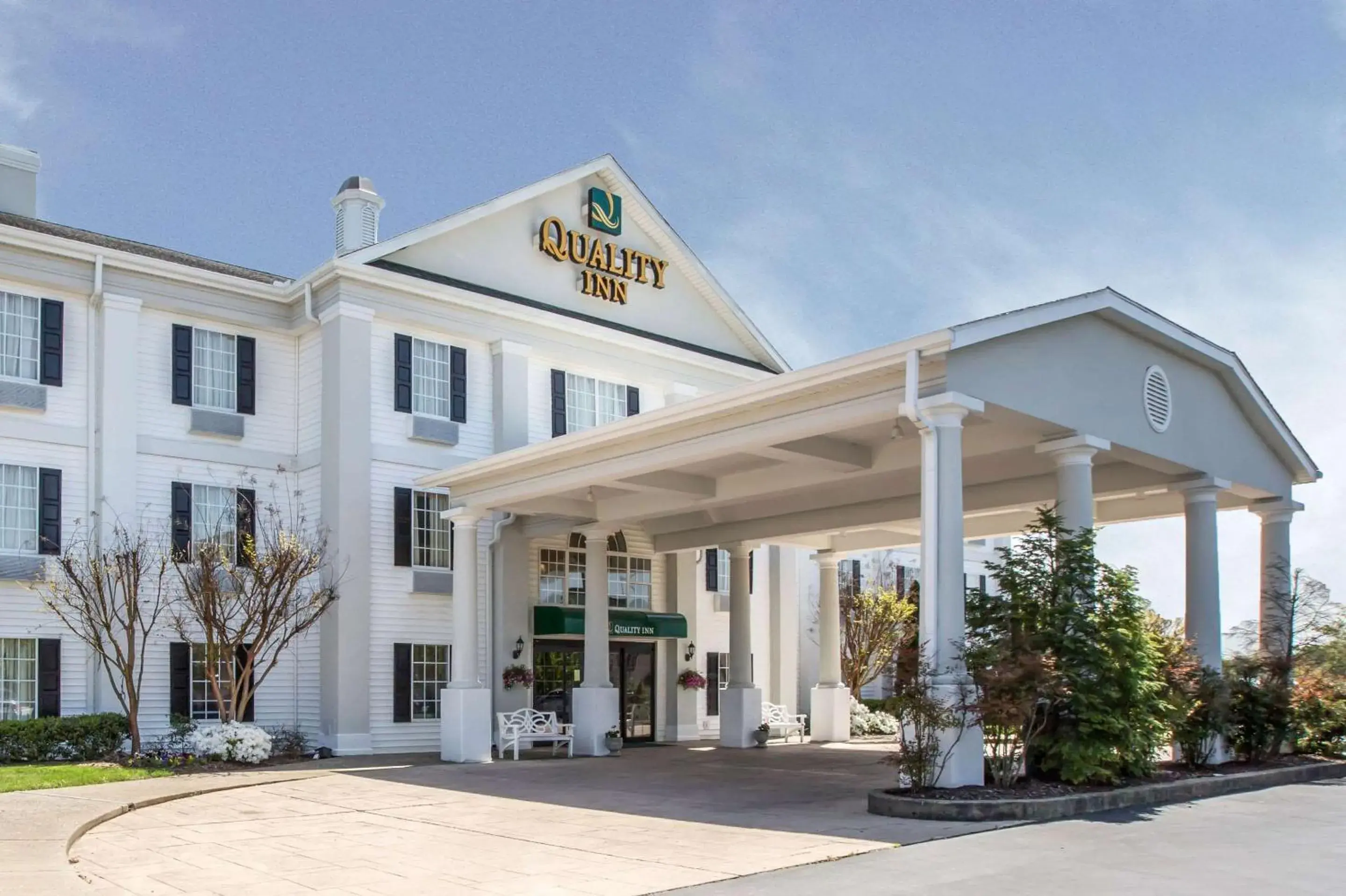 Property building in Quality Inn Greeneville