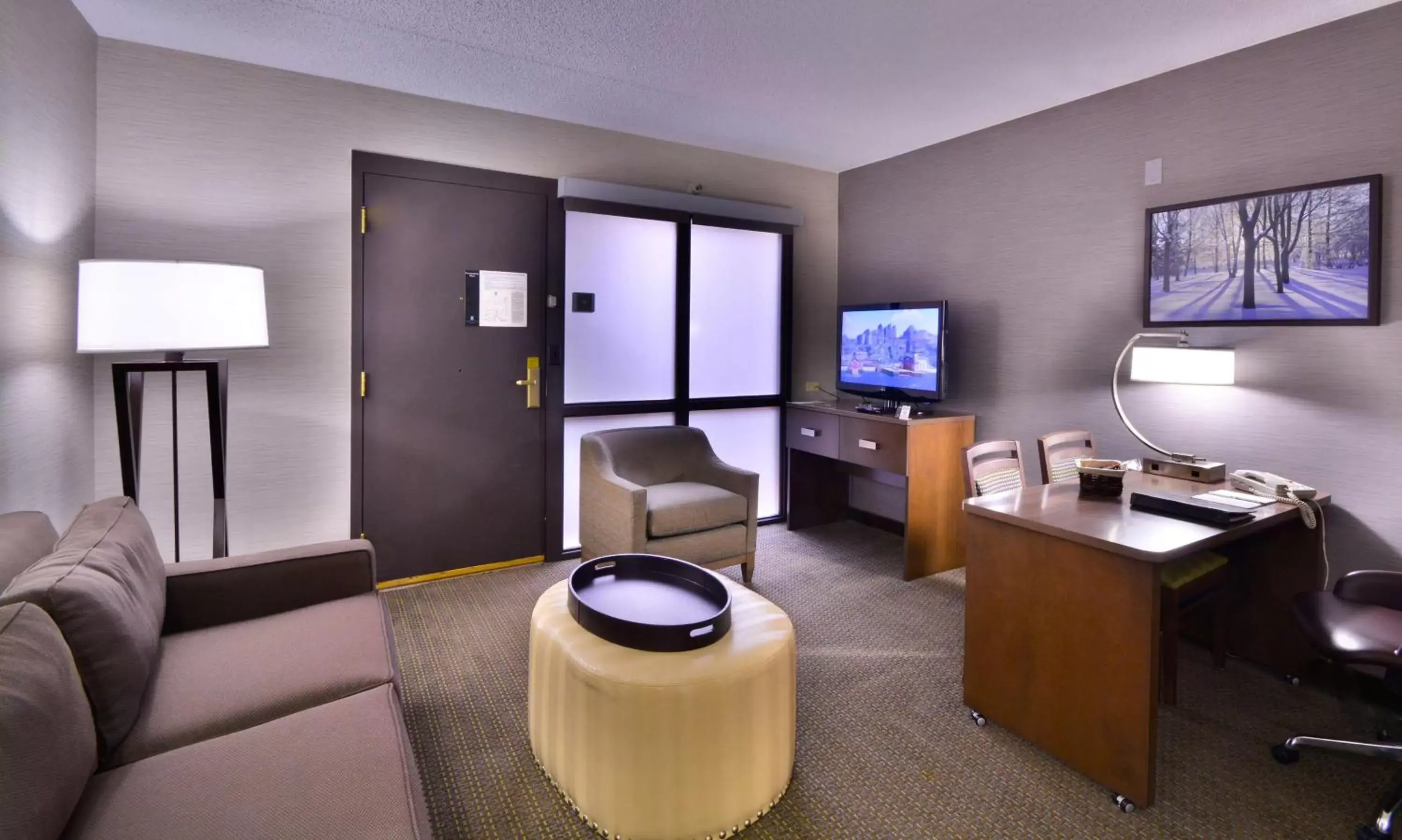 Living room, Seating Area in Embassy Suites by Hilton Denver Central Park