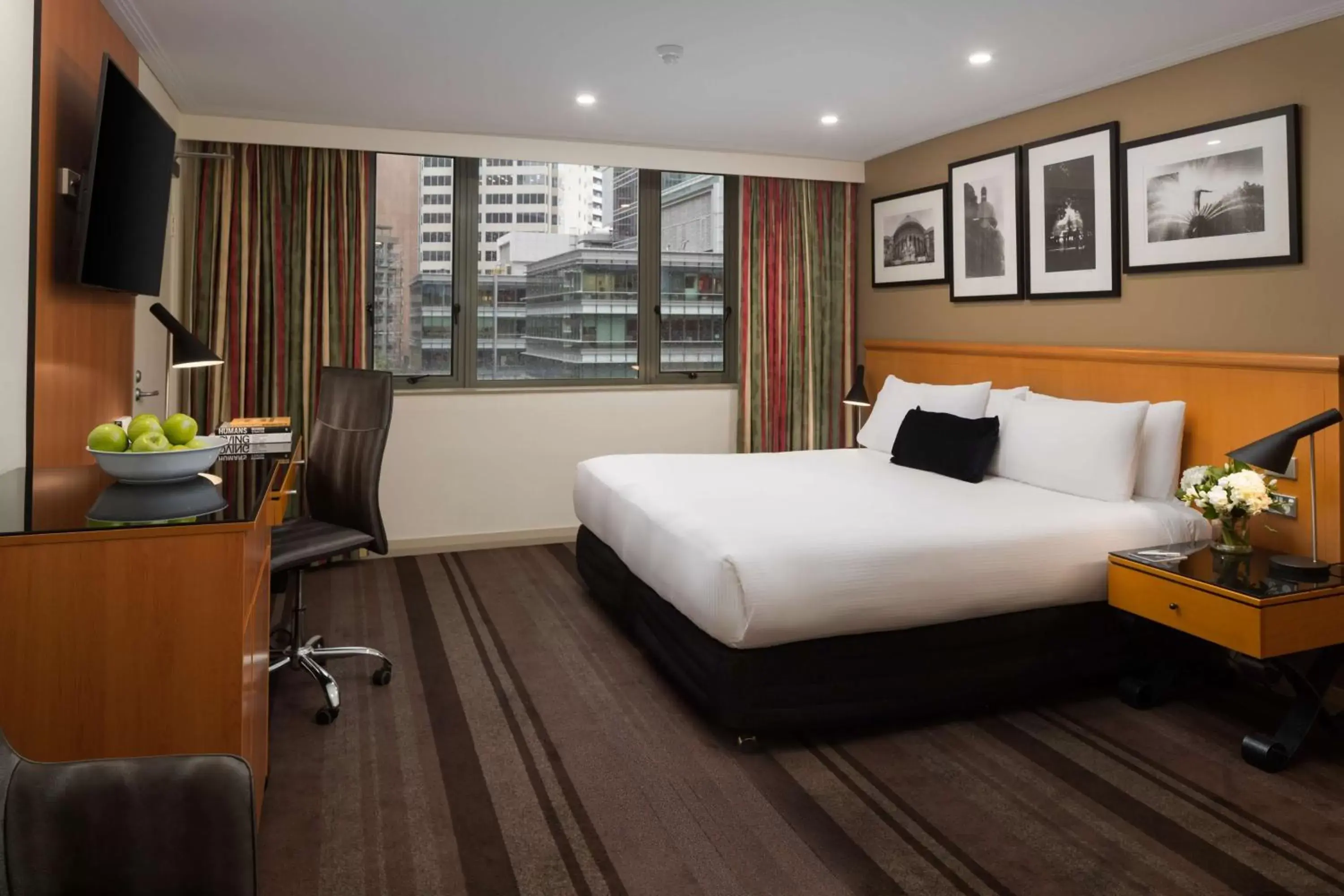 Bedroom in Rydges World Square