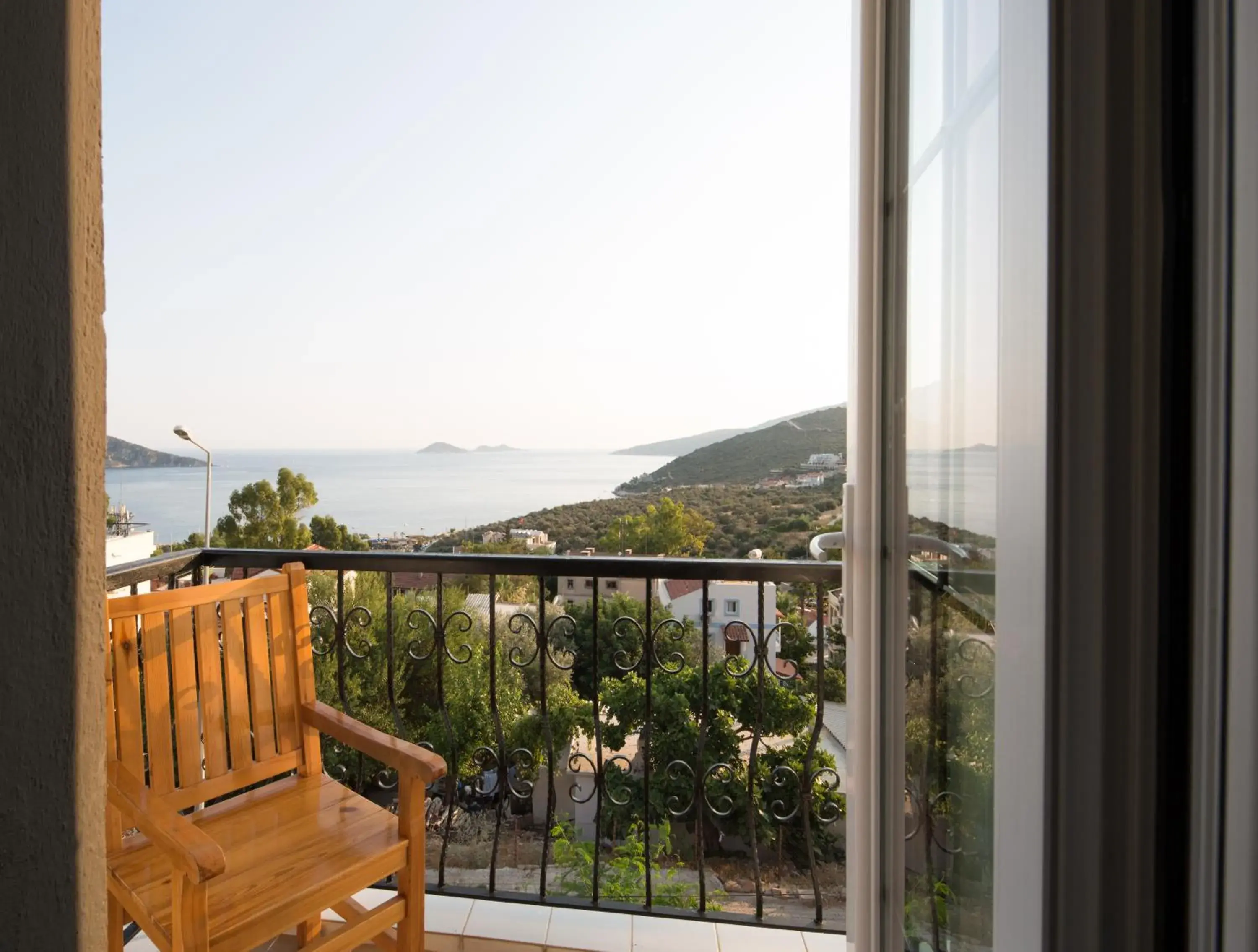 Balcony/Terrace, Mountain View in Enda Boutique Hotel Kalkan