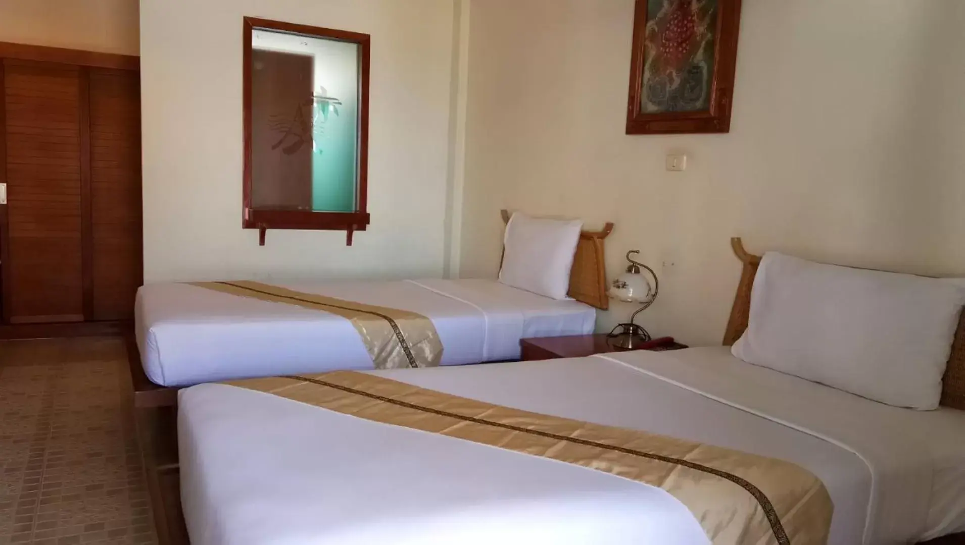 Bedroom, Bed in Golden Pine Beach Resort