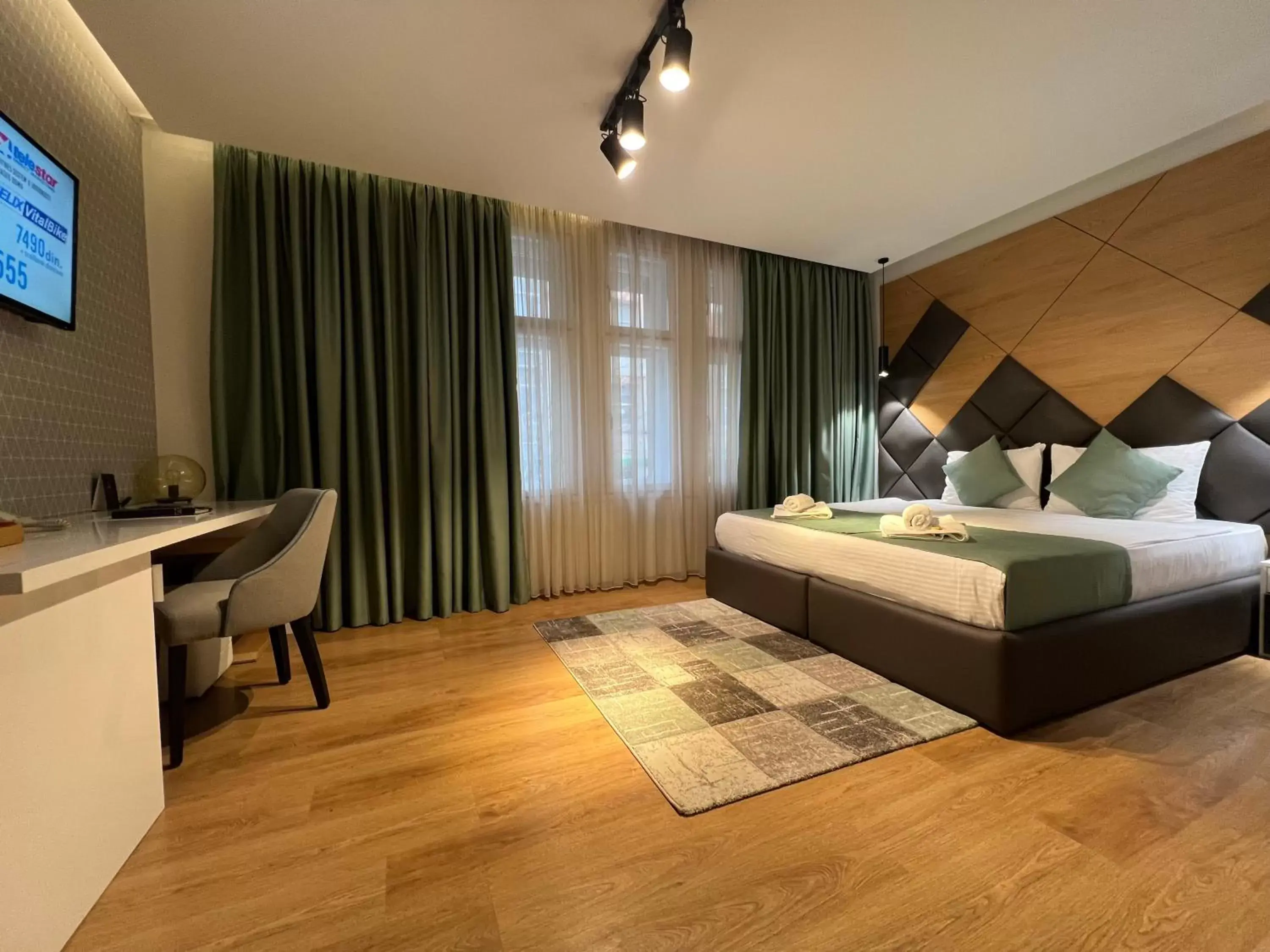 Bed in Capital Hotel Garni Bed in Capital Hotel Garni