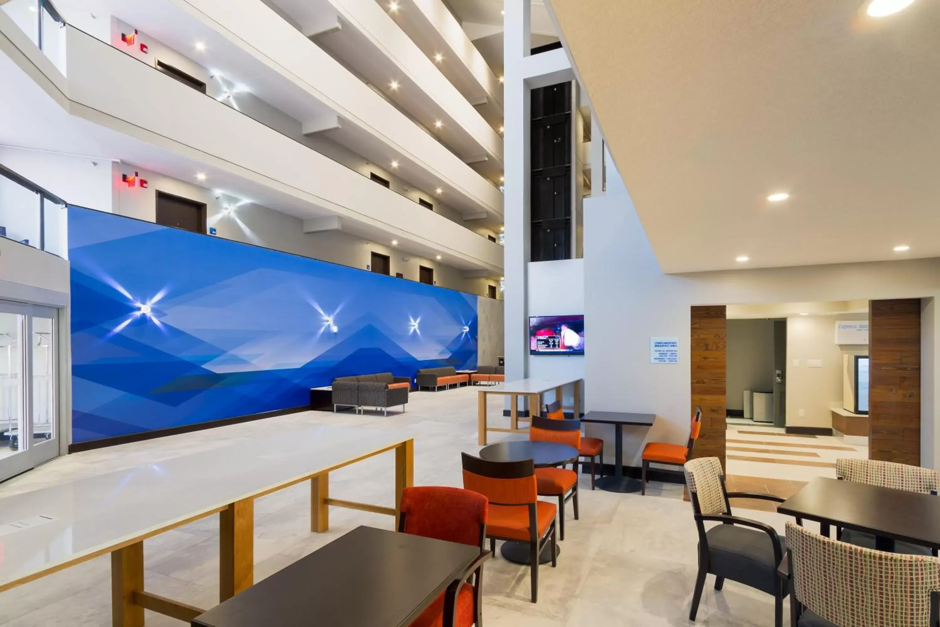 Lobby or reception, Restaurant/Places to Eat in Holiday Inn Express & Suites San Antonio Medical Center North, an IHG Hotel