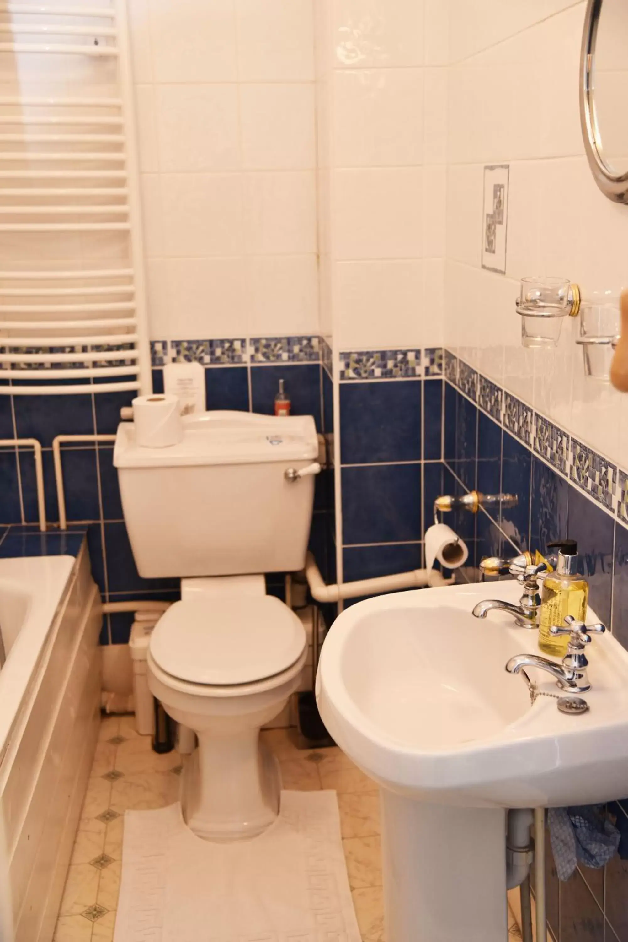 Bathroom in Lower Bryanston Farm