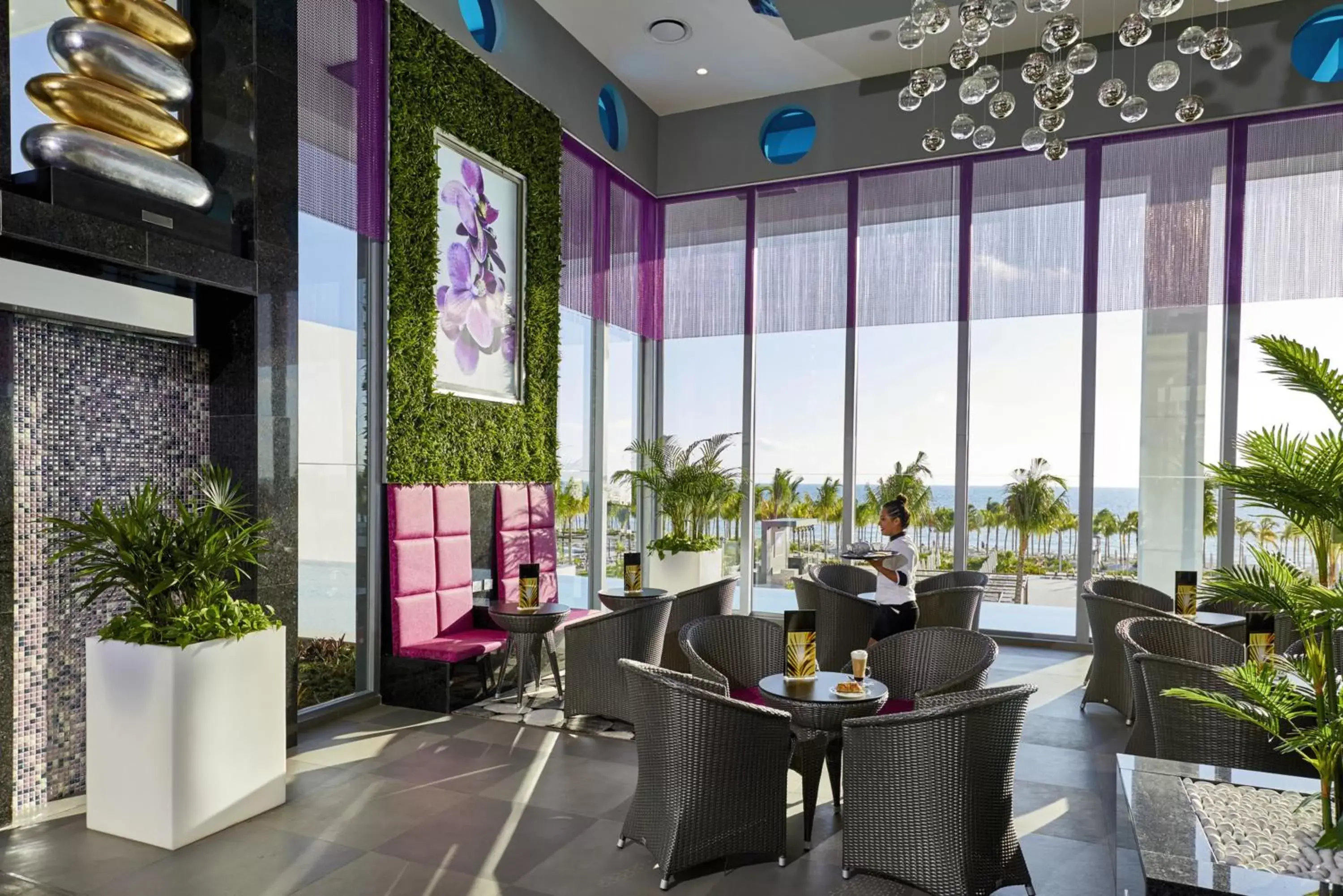 Drinks, Restaurant/Places to Eat in Riu Palace Costa Mujeres - All Inclusive