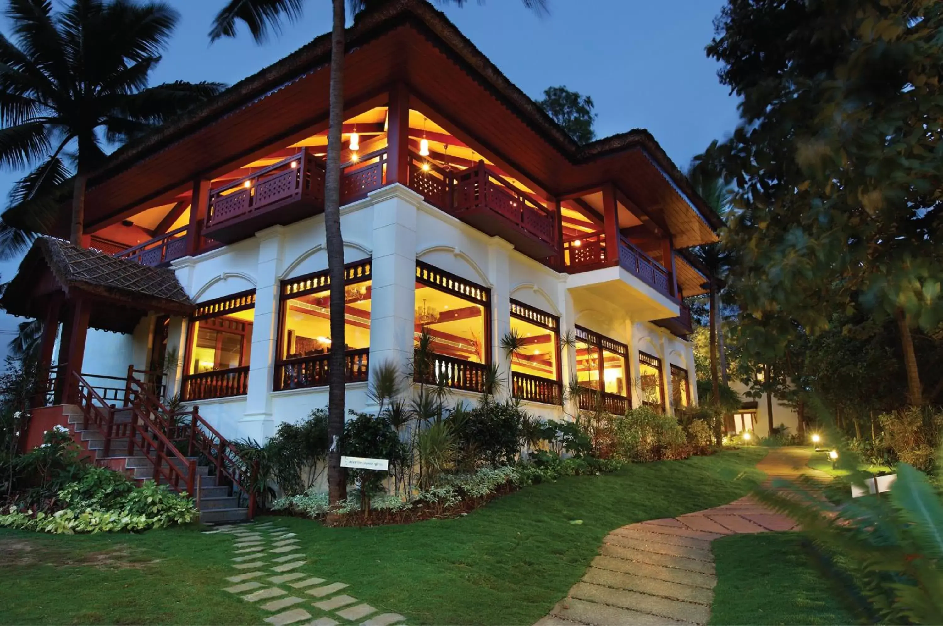 Restaurant/places to eat, Property Building in Fragrant Nature Backwater Resort & Ayurveda Spa Kollam