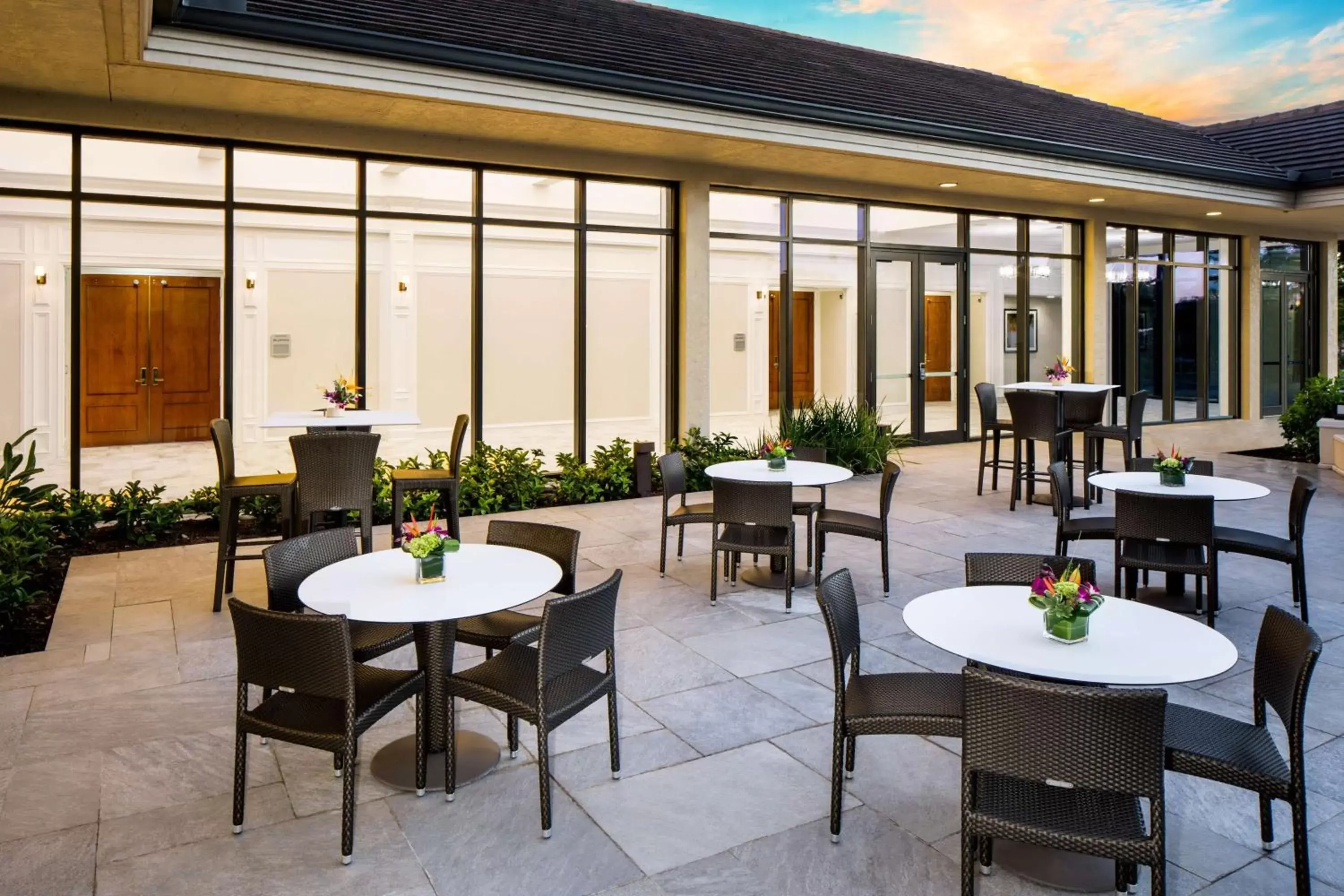 Patio, Restaurant/Places to Eat in Hilton Marco Island Beach Resort and Spa