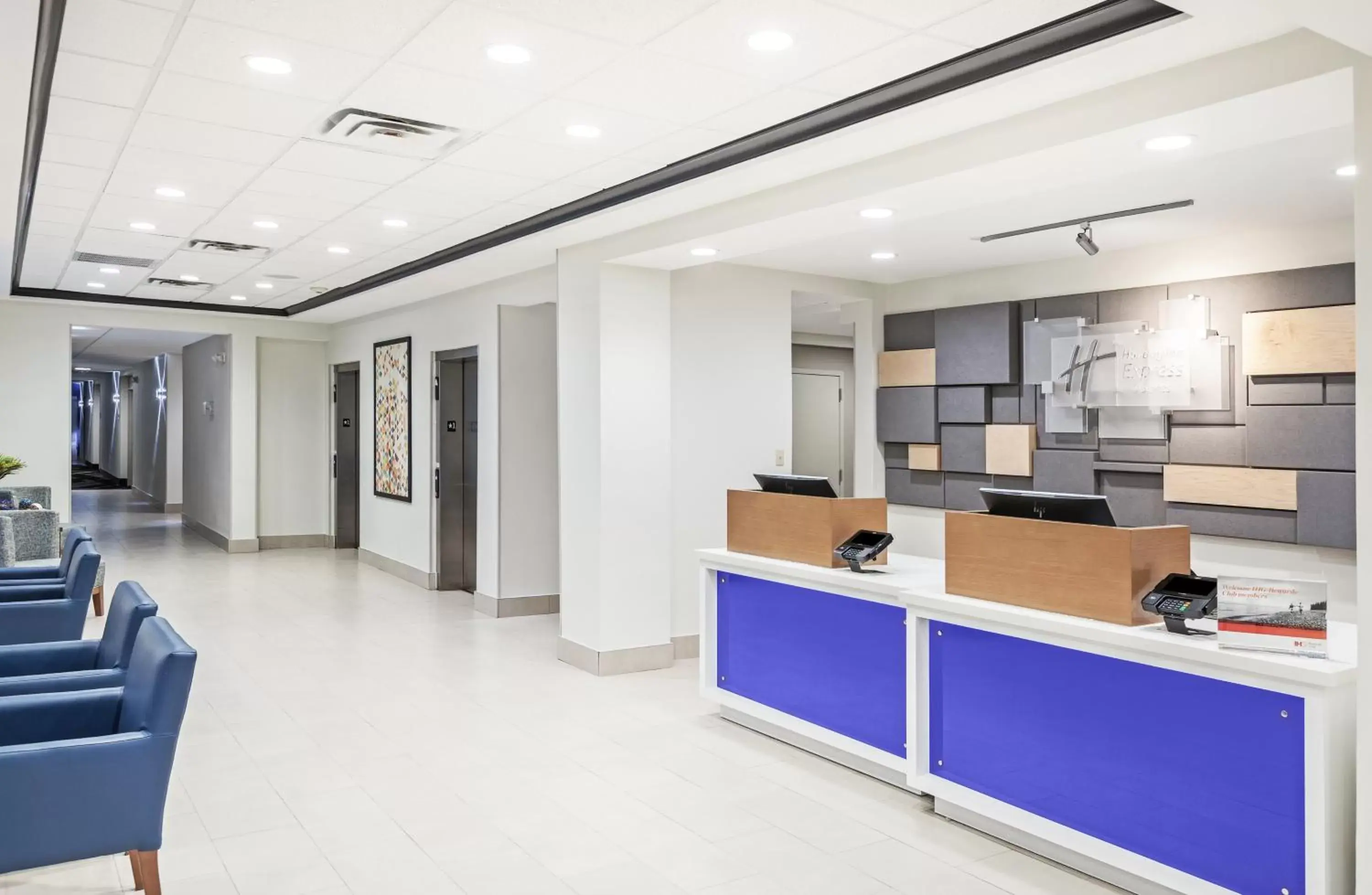Property building in Holiday Inn Express & Suites Baton Rouge East by IHG Property building in Holiday Inn Express & Suites Baton Rouge East by IHG