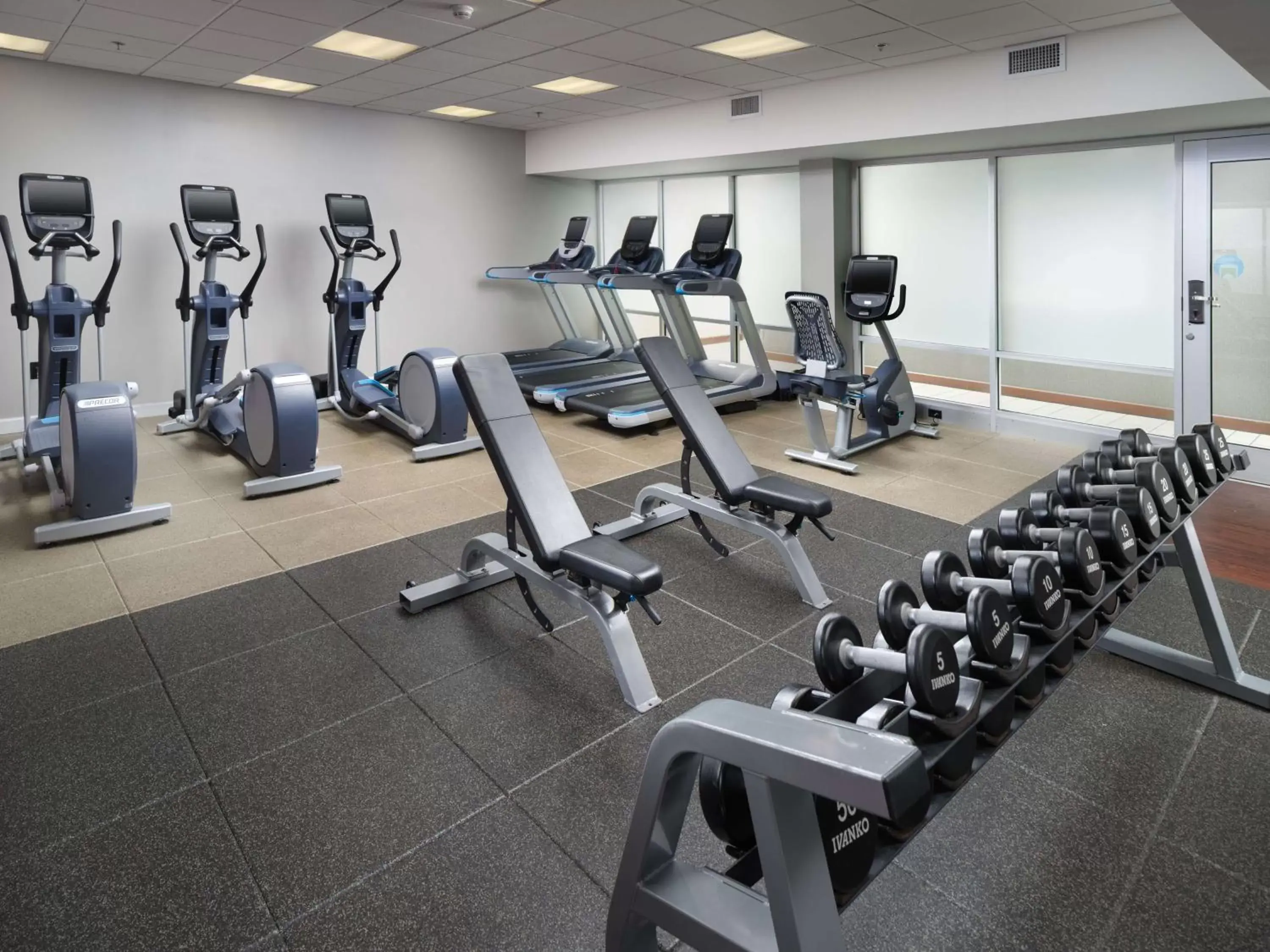 Fitness centre/facilities, Fitness Center/Facilities in DoubleTree by Hilton Hotel Chattanooga Downtown