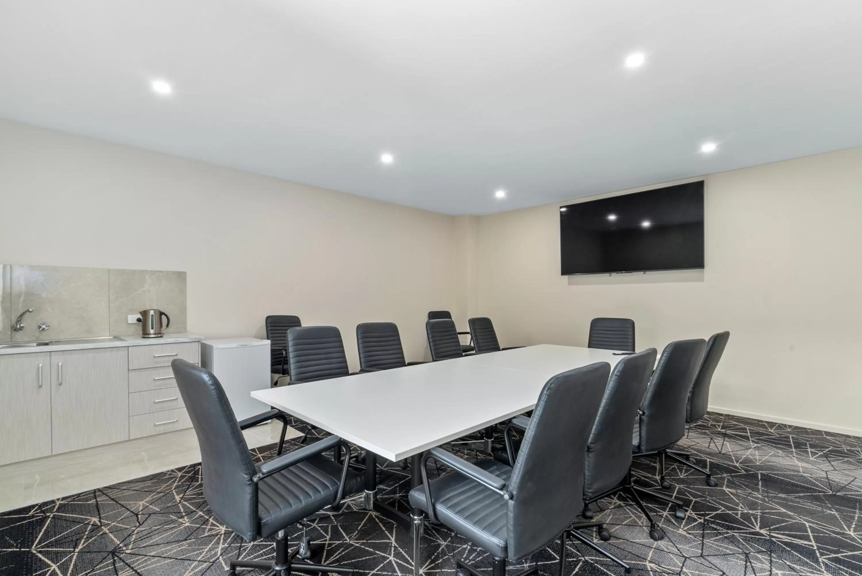 Meeting/conference room in Sherbourne Terrace Hotel