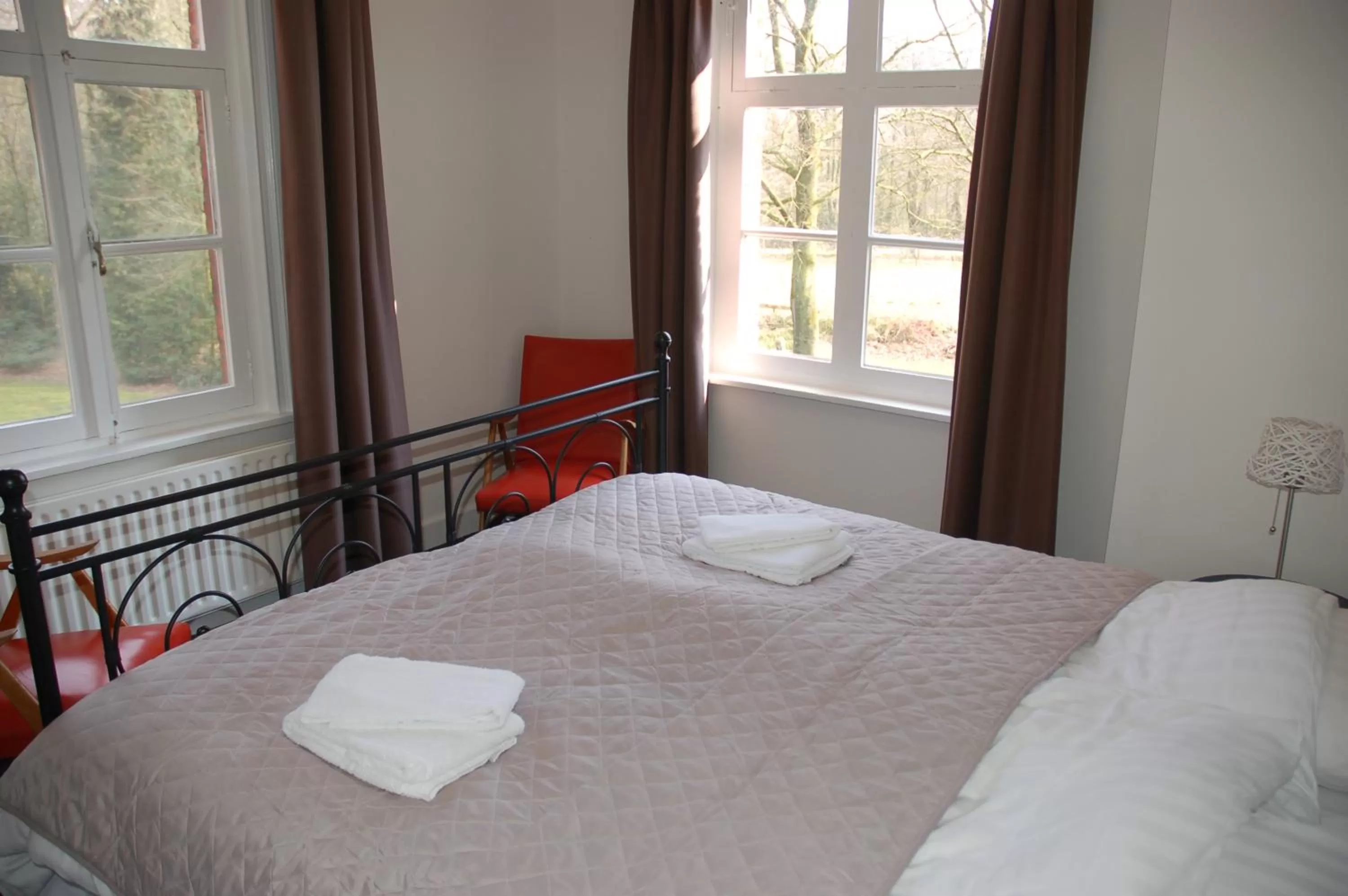 Photo of the whole room, Bed in Klooster Nieuwkerk Goirle