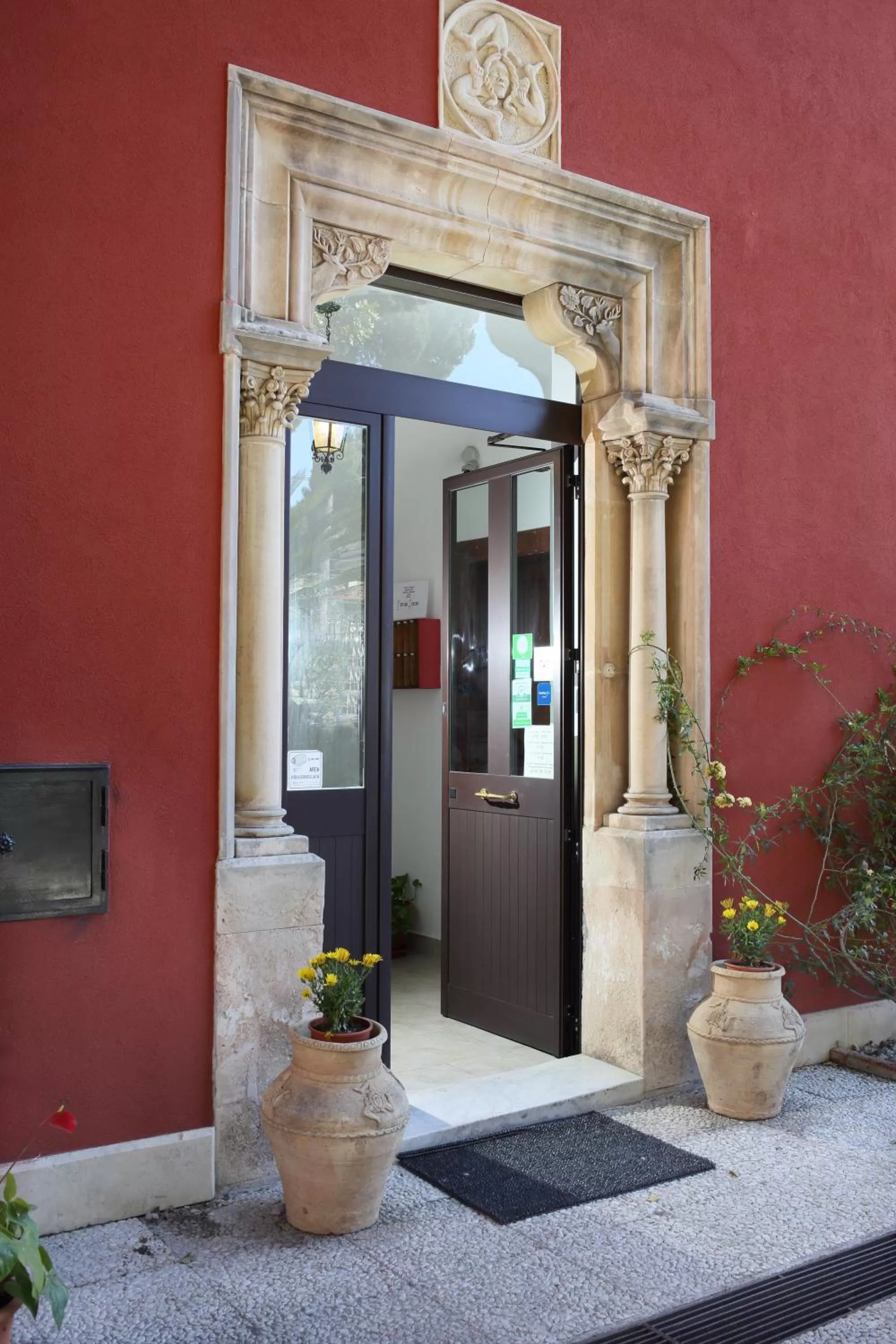 Decorative detail in Villa Astoria