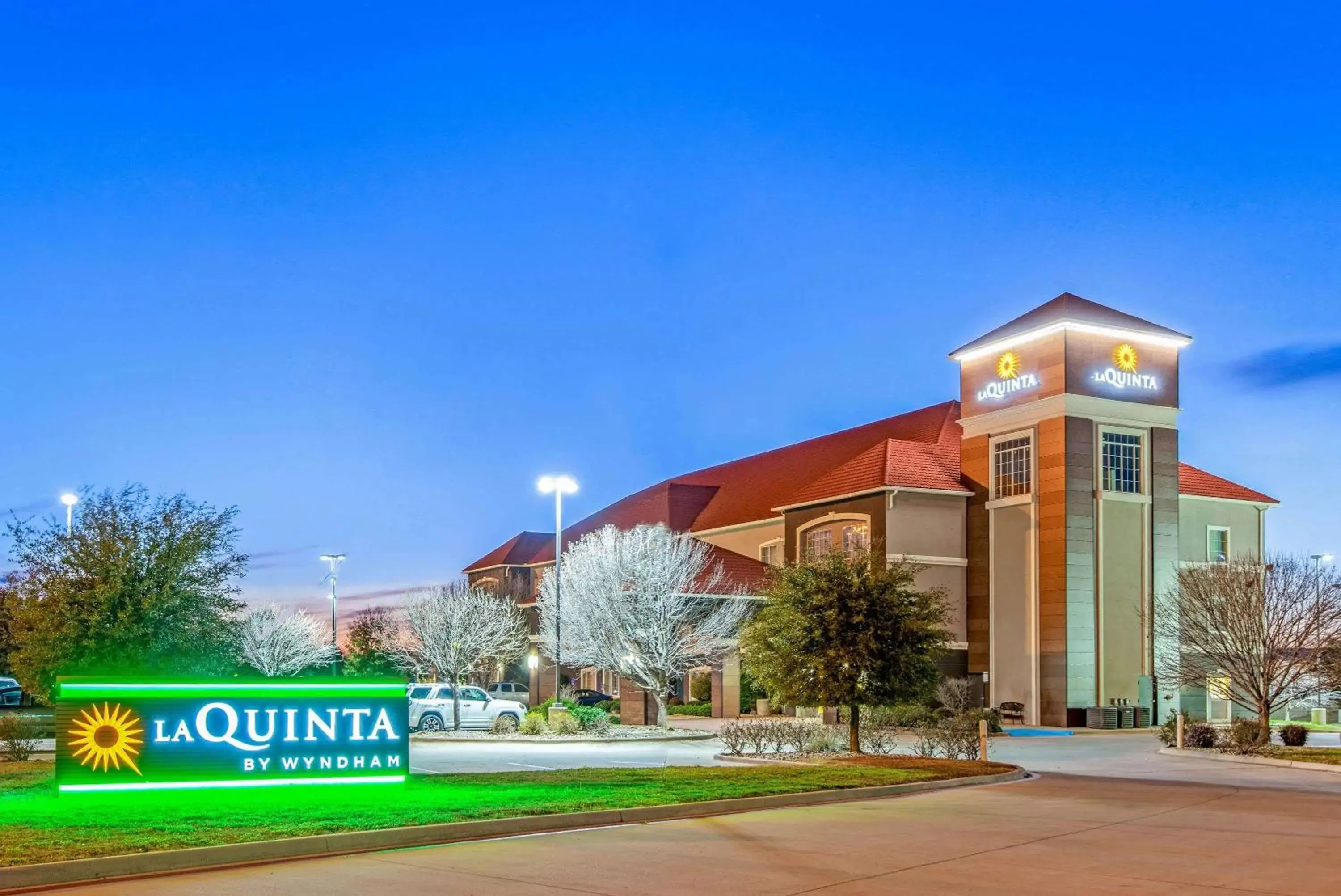 Property Building in La Quinta Inn & Suites by Wyndham Eastland