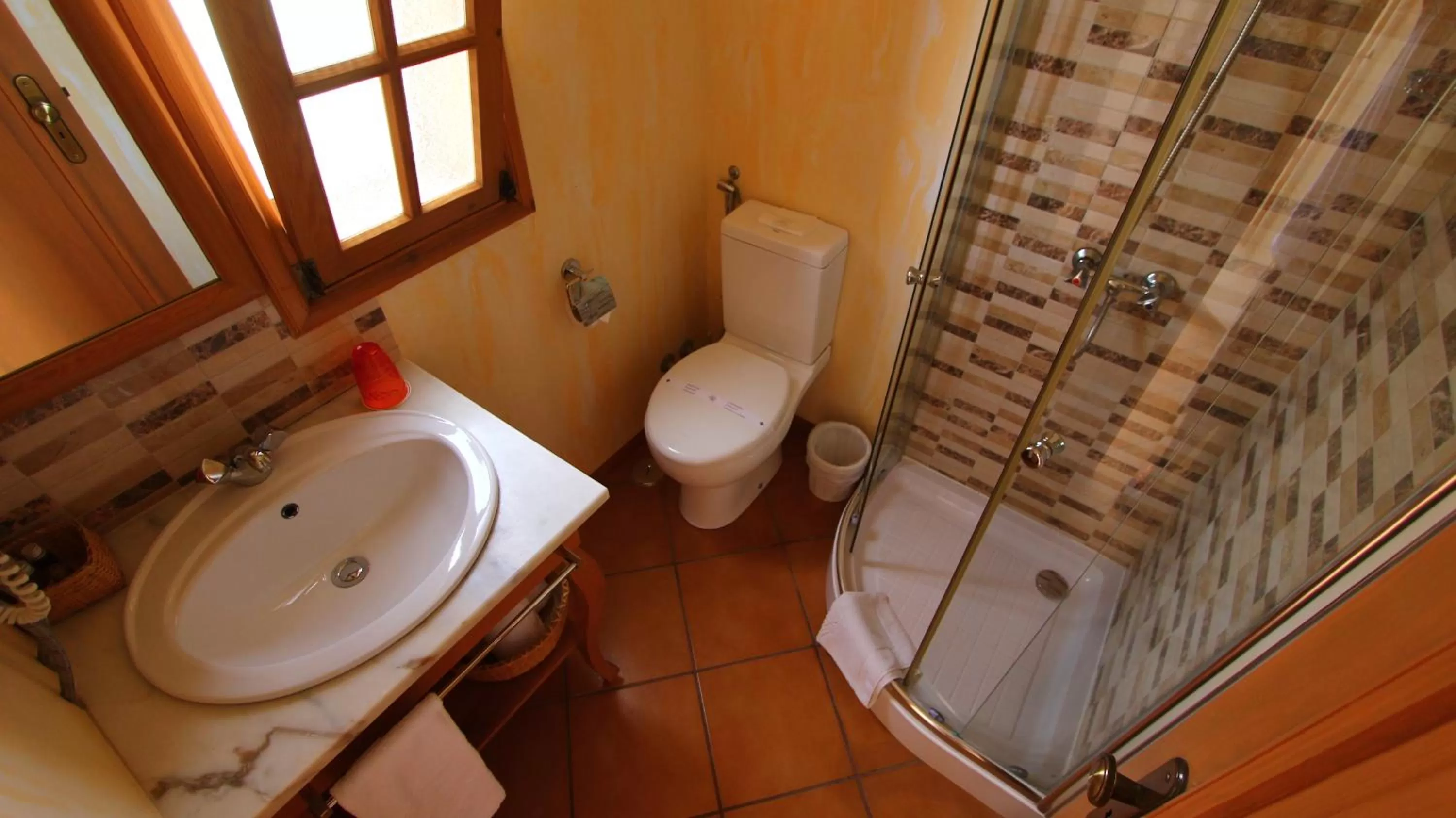 Bathroom in Kira's Boutique Hotel