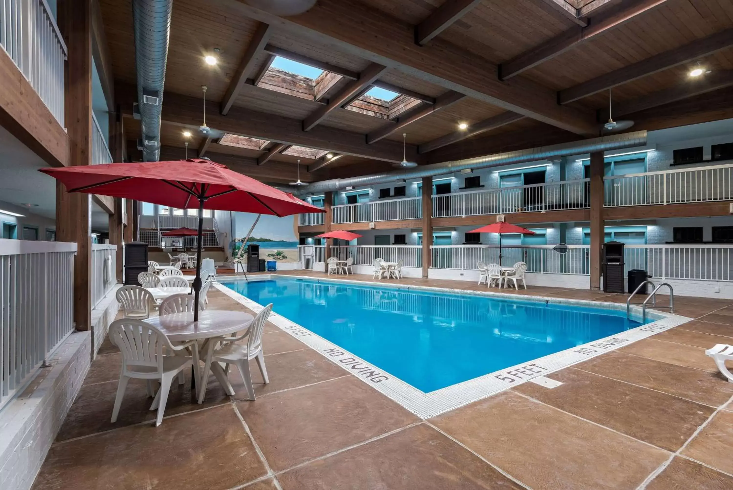 Swimming pool in Wyndham Garden Ankeny Swimming pool in Wyndham Garden Ankeny