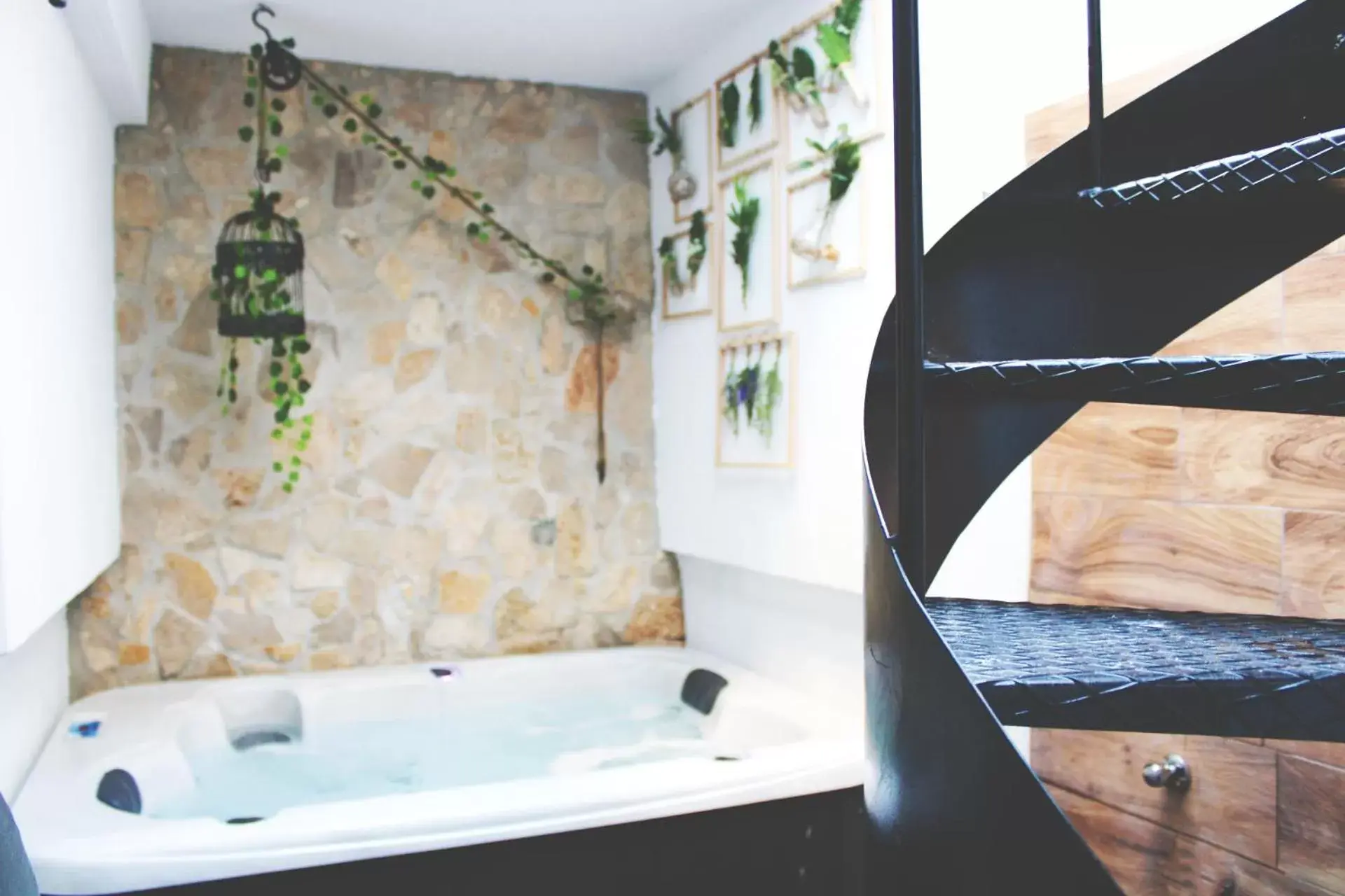 Hot Tub, Bathroom in Casa Do Campo