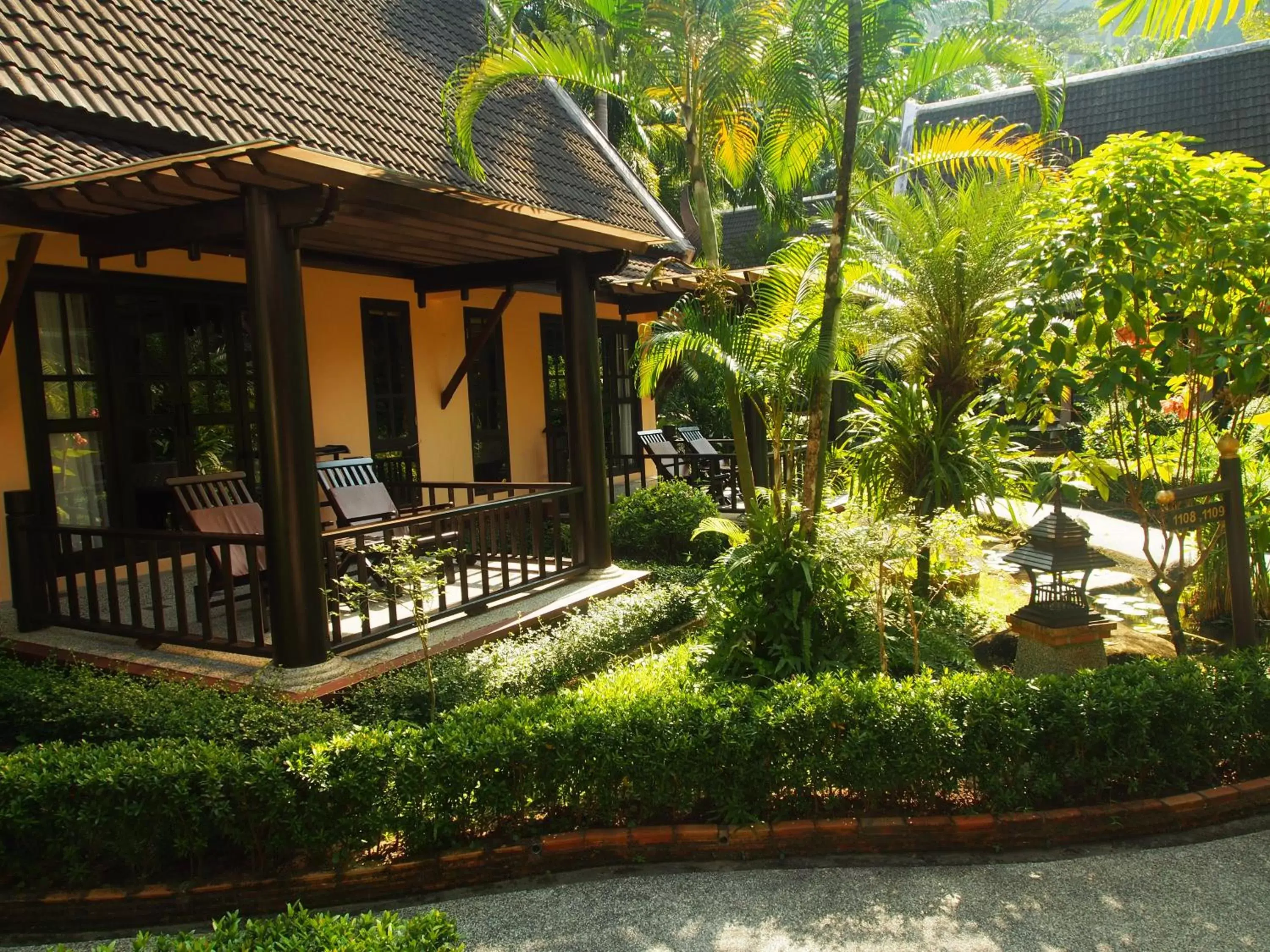 Garden, Property Building in Khaolak Palm Beach Resort