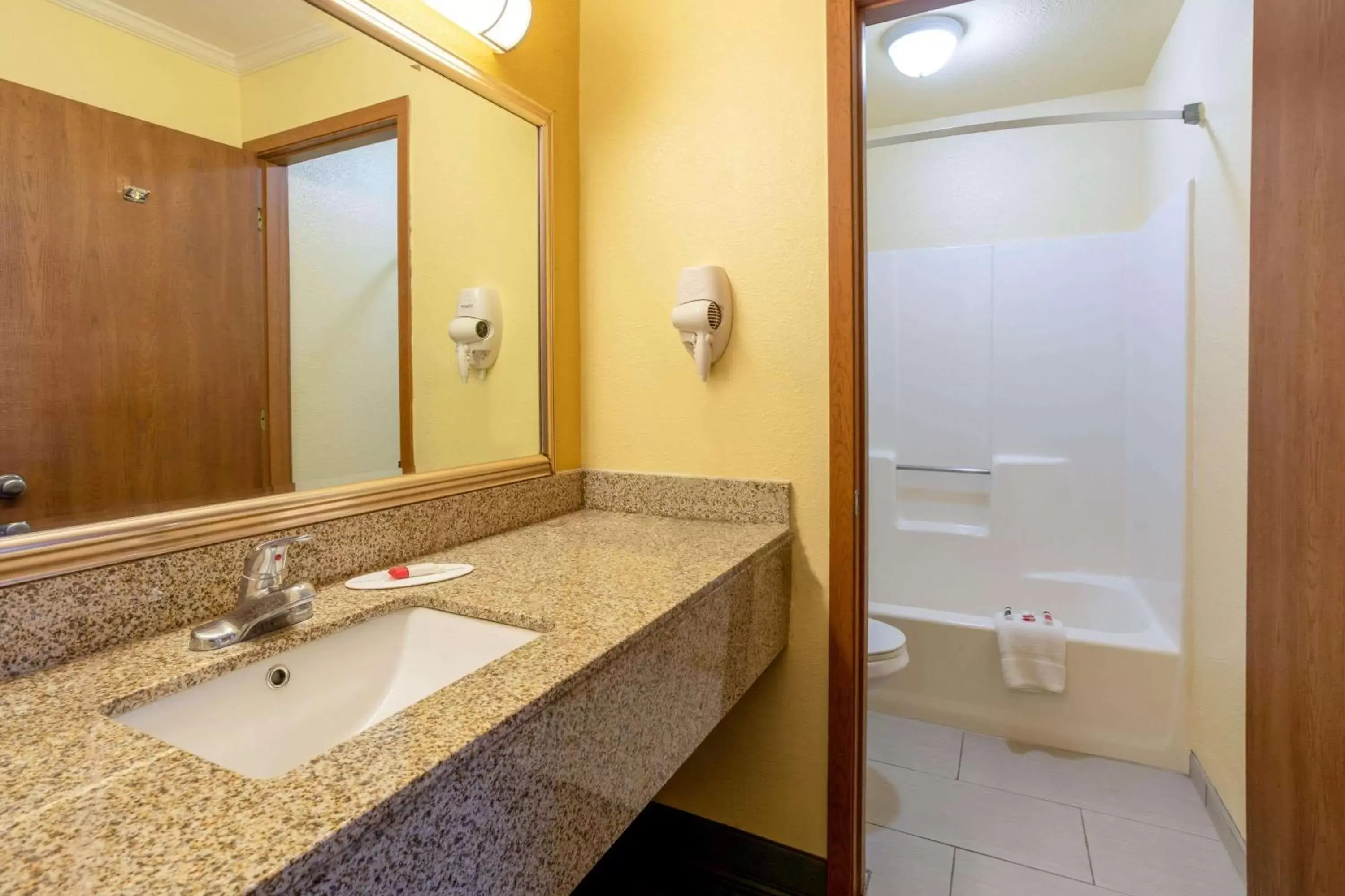 Shower, Bathroom in Days Inn by Wyndham Alamogordo