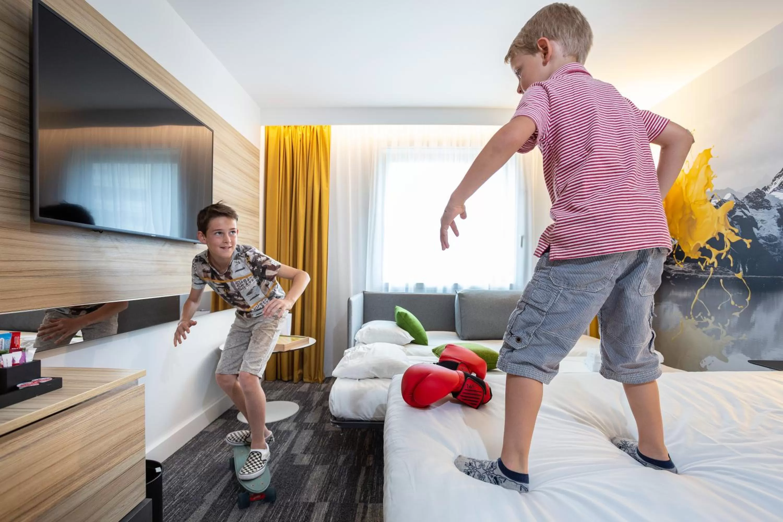 Bed in Novotel Annecy Centre