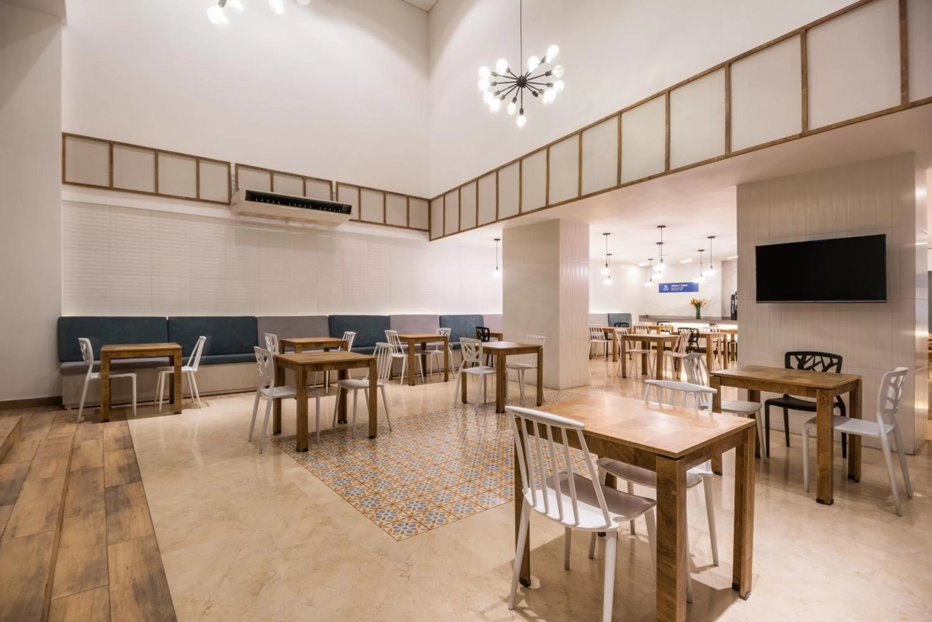 Restaurant/places to eat in Holiday Inn Express - Cartagena Bocagrande by IHG