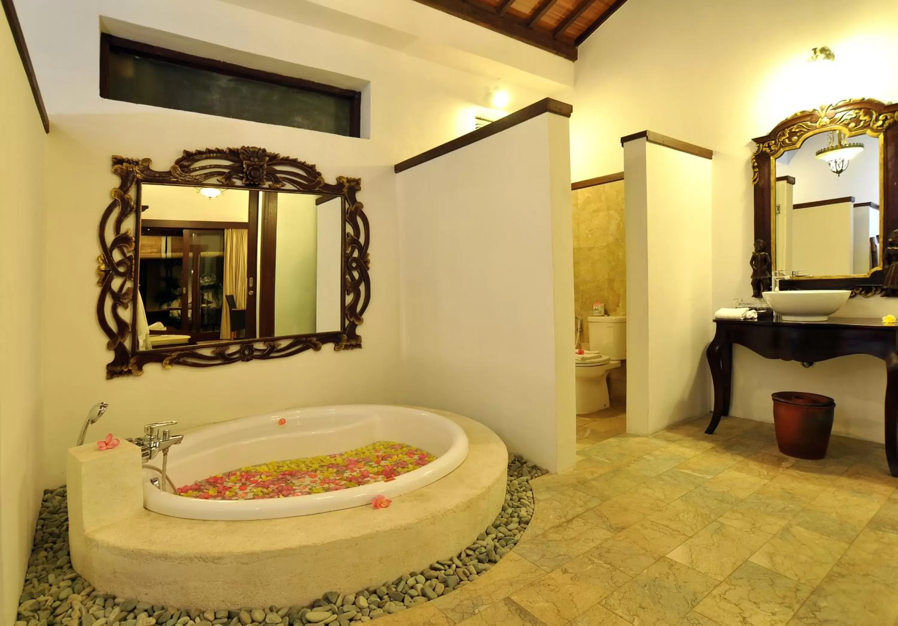 Jacuzzi Villa with Plunge Pool in Puri Mas Boutique Resort & Spa Jacuzzi Villa with Plunge Pool in Puri Mas Boutique Resort & Spa