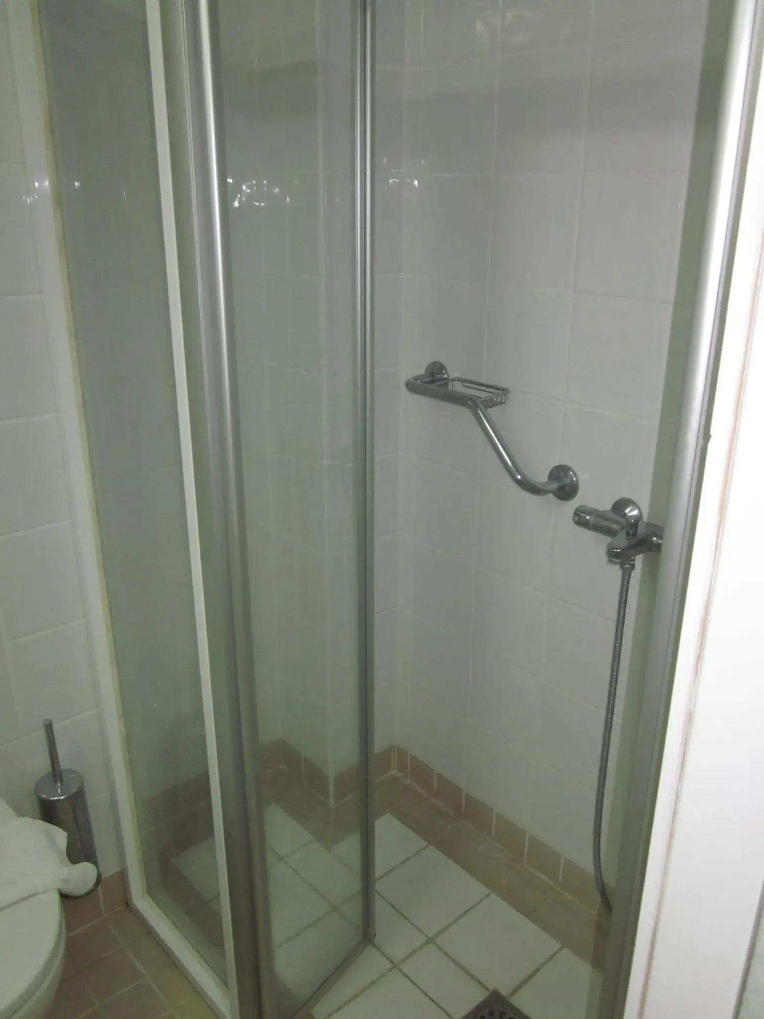 Shower, Bathroom in Arte hotel