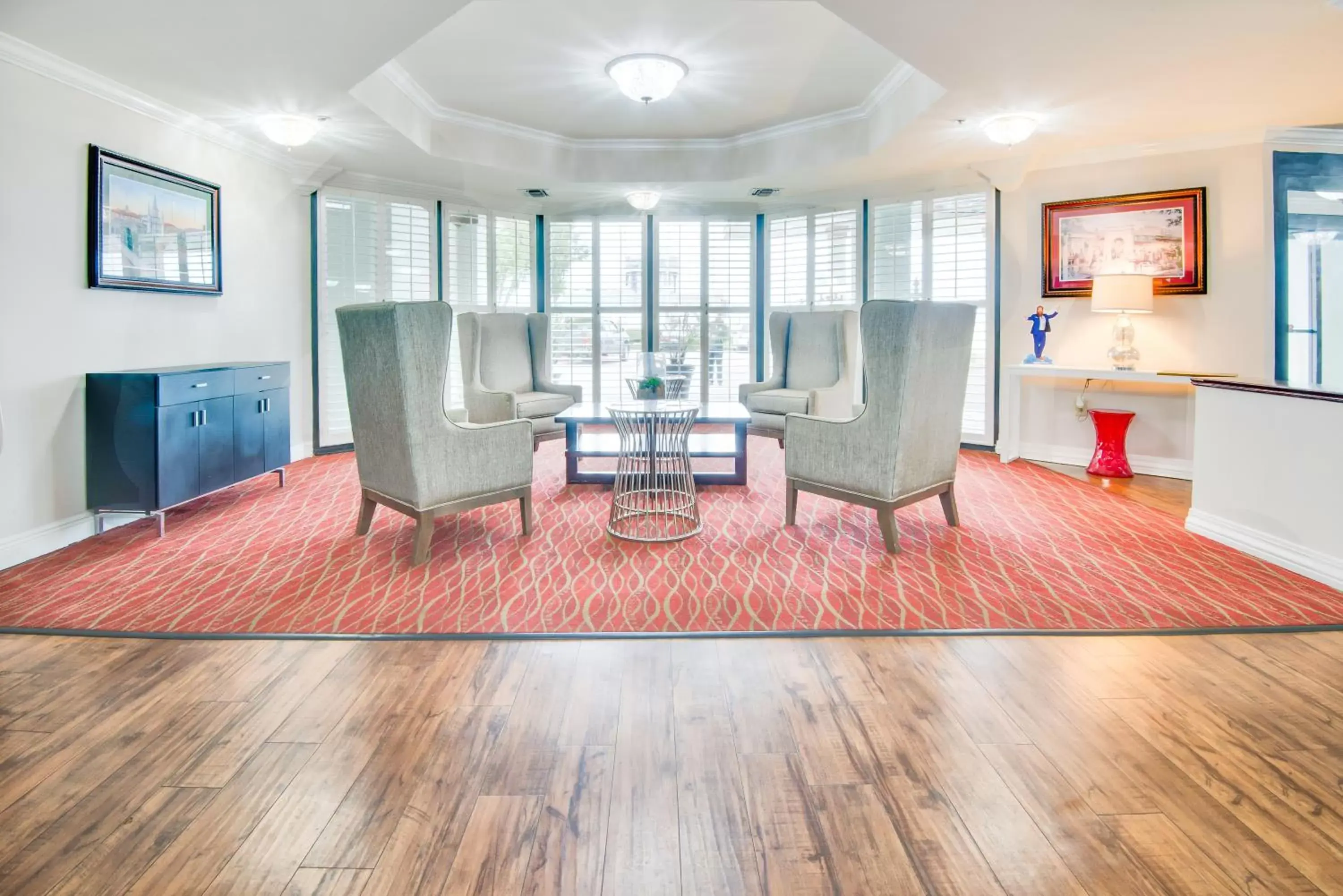 Lobby or reception in Ramada by Wyndham Metairie New Orleans Airport