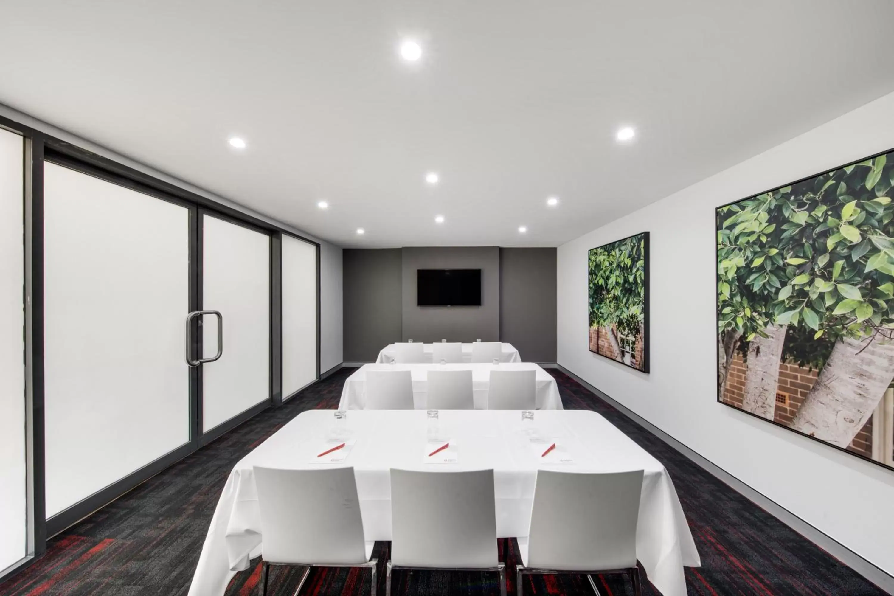 Meeting/conference room in Mercure Sydney Blacktown
