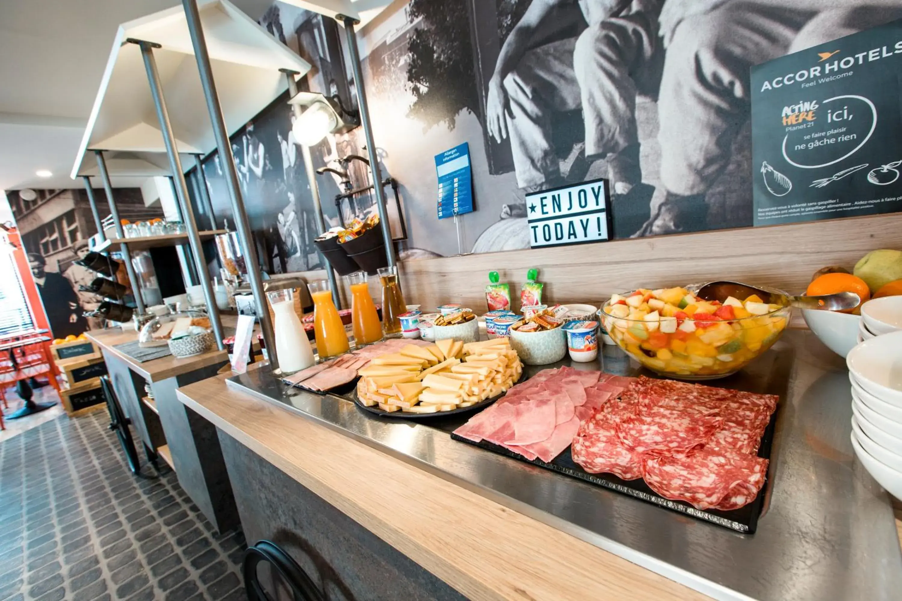 Food and drinks in ibis Styles Paris Mairie De Clichy Food and drinks in ibis Styles Paris Mairie De Clichy