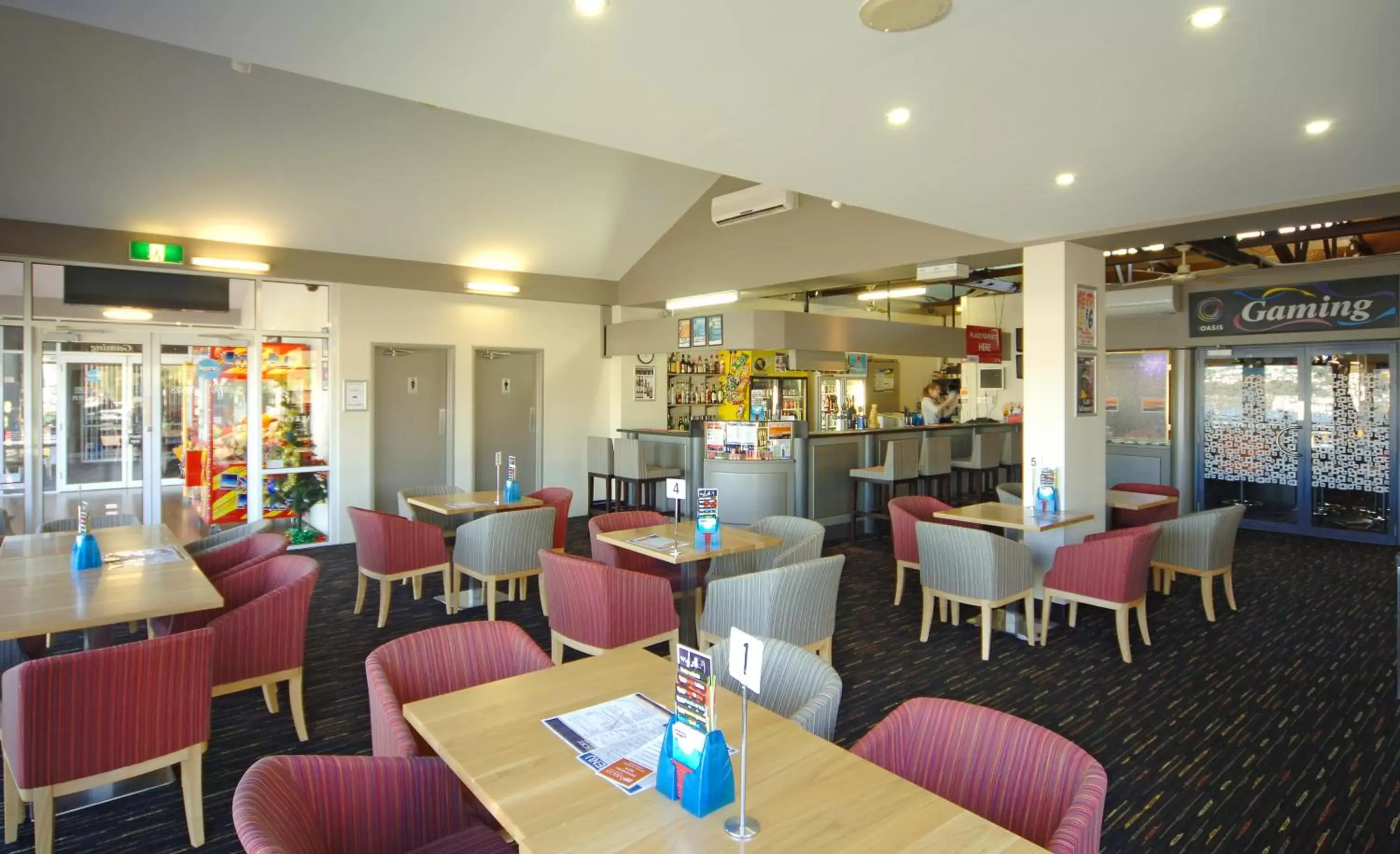 Lounge or bar in Argosy Motor Inn Lounge or bar in Argosy Motor Inn