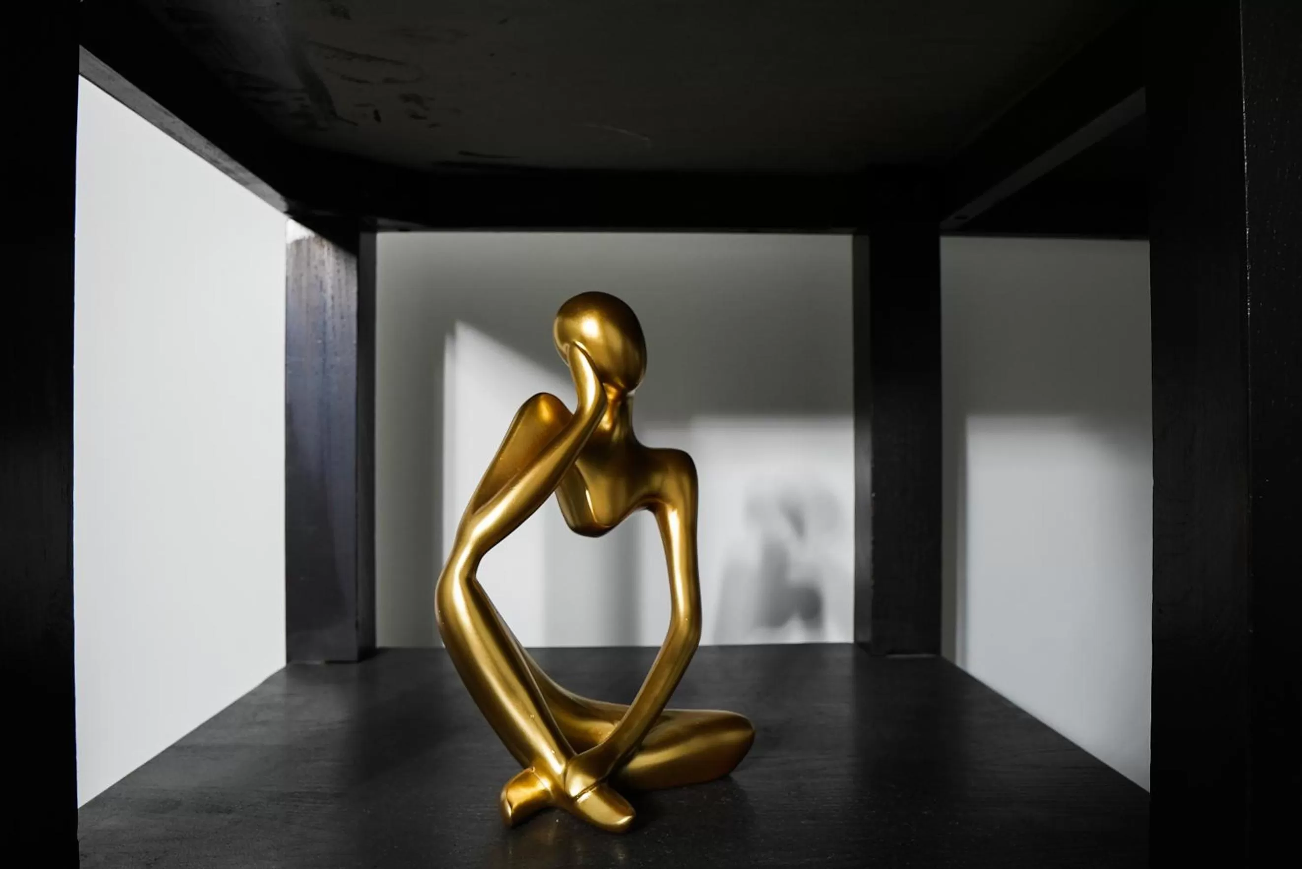 Decorative detail in Essex House Hotel