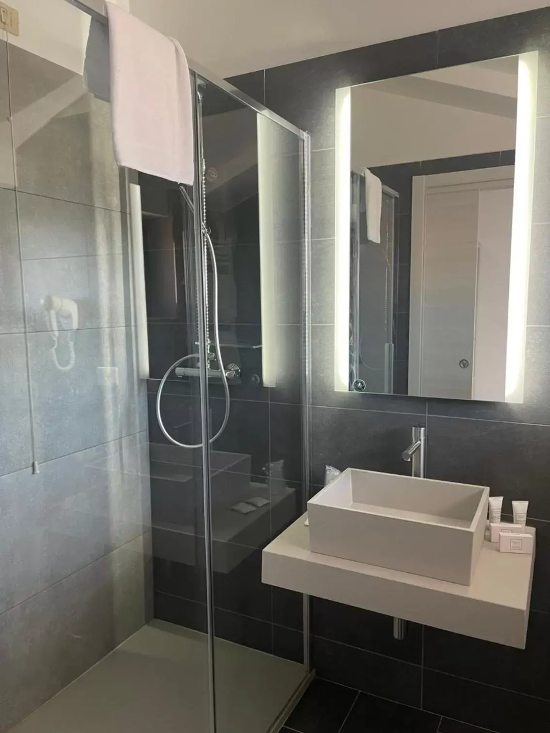 Bathroom in Hotel Sant'Elia