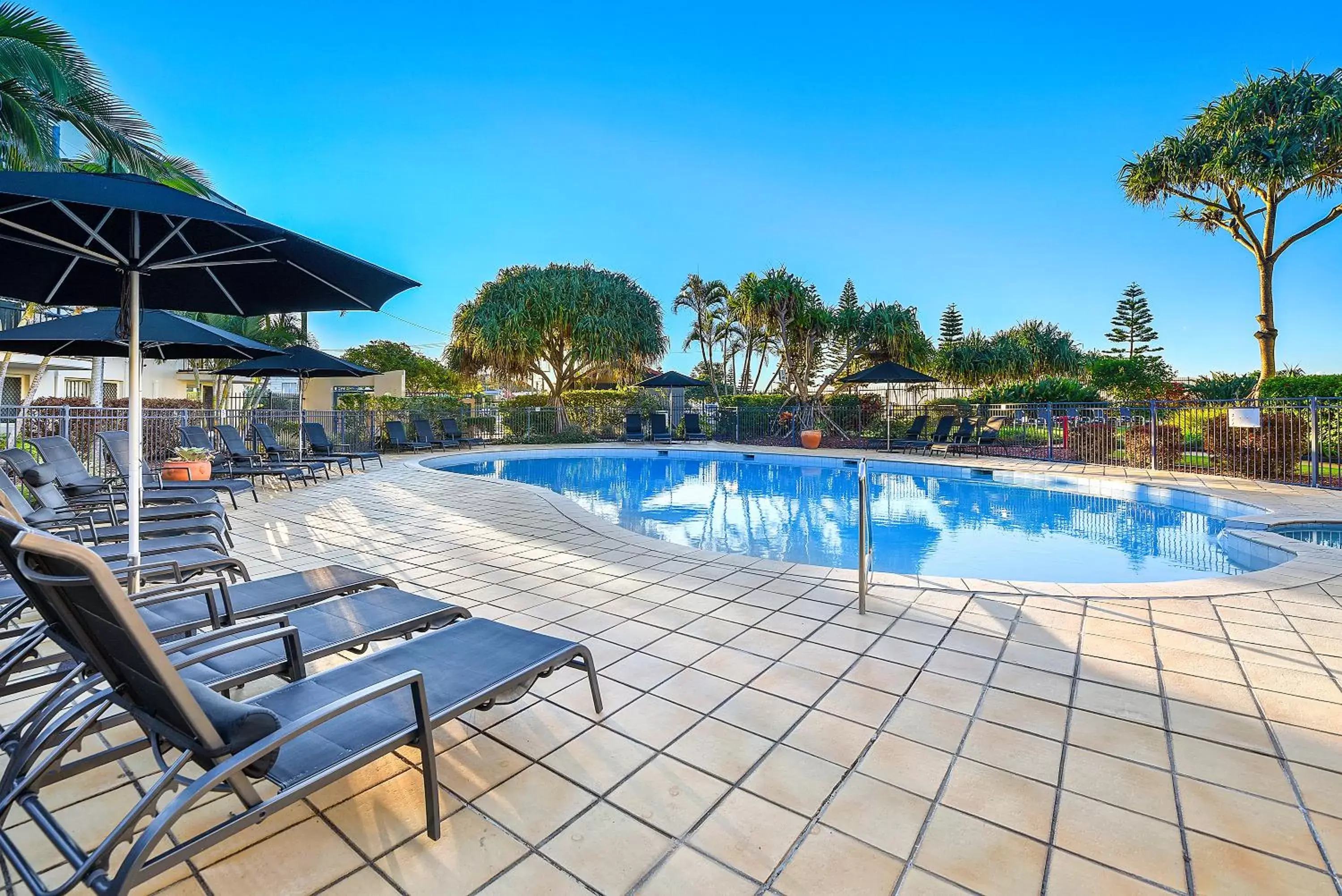 Swimming Pool in Golden Riviera Absolute Beachfront Resort