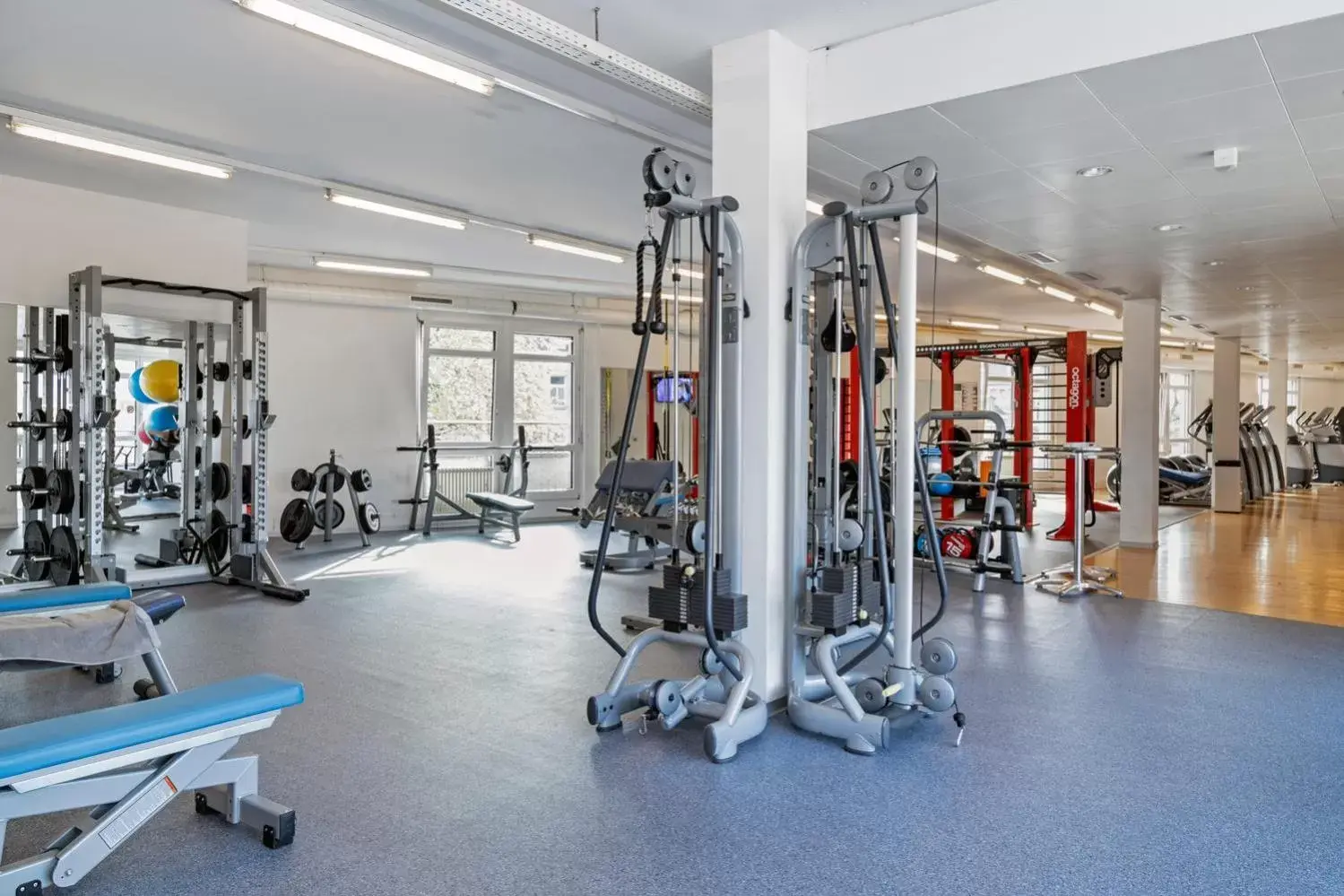 Fitness centre/facilities, Fitness Center/Facilities in Central Plaza