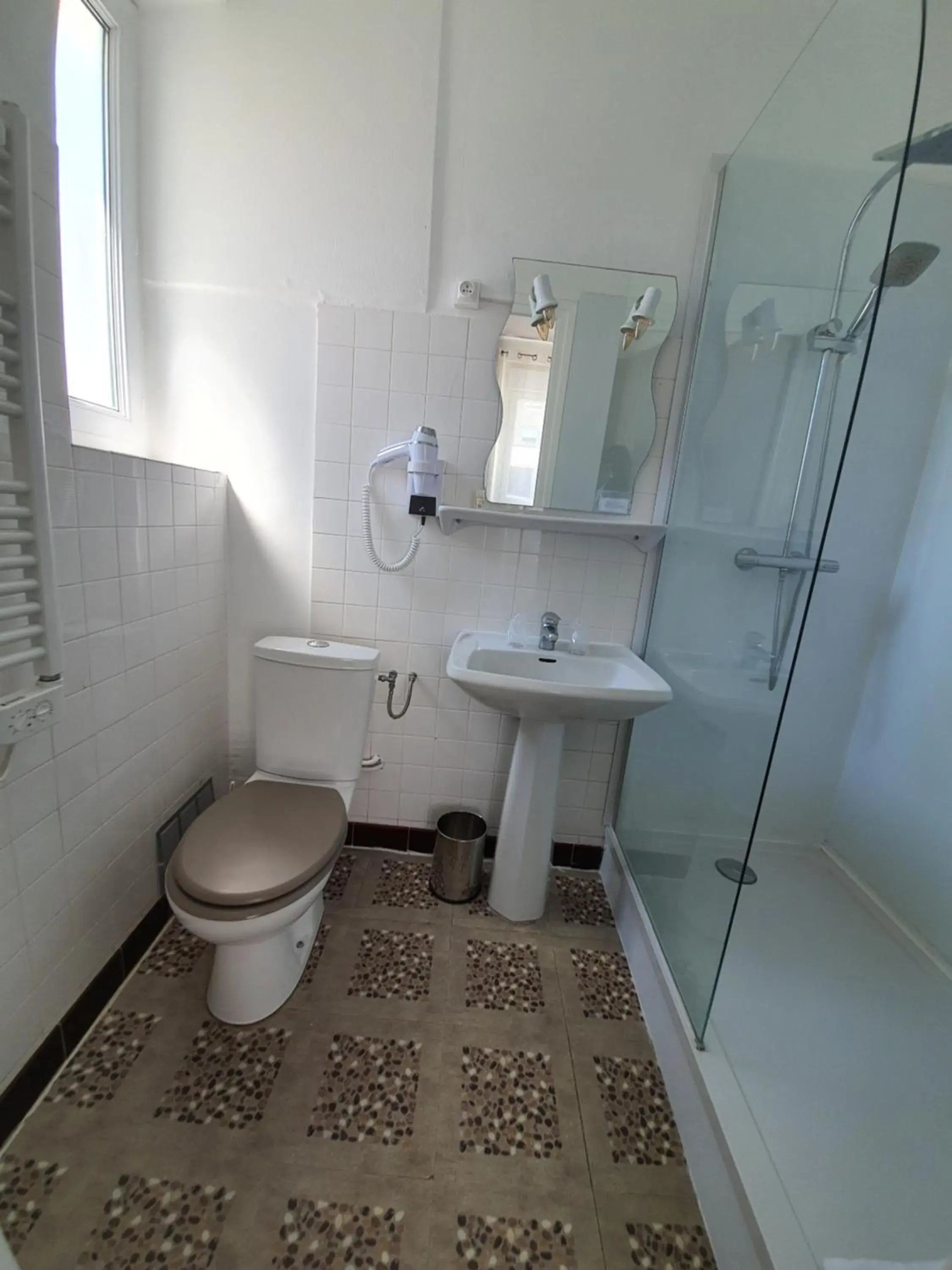 Bathroom in La Marine
