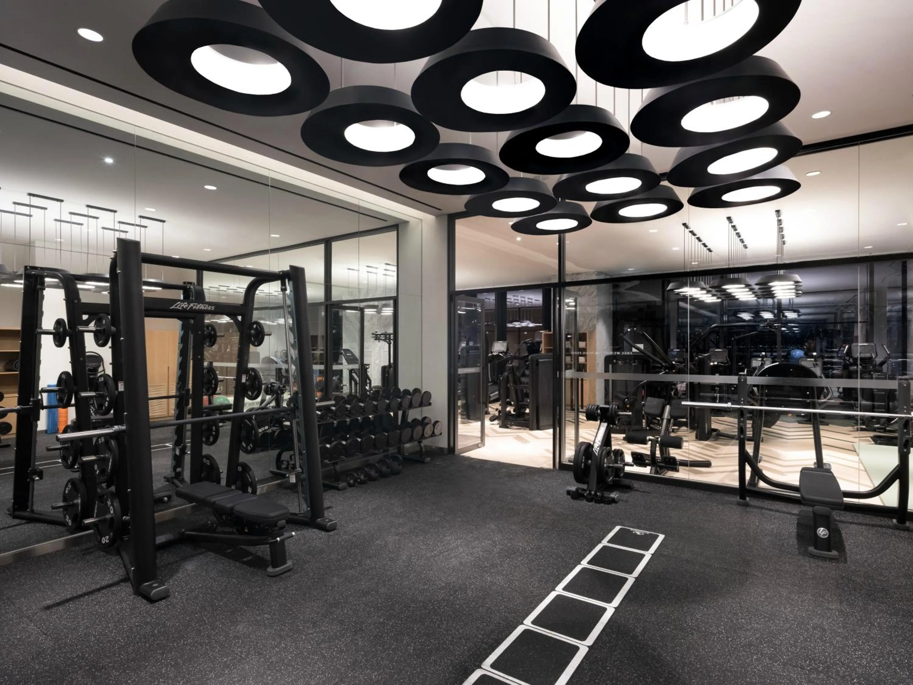 Fitness centre/facilities in Novotel Ambassador Seoul Yongsan