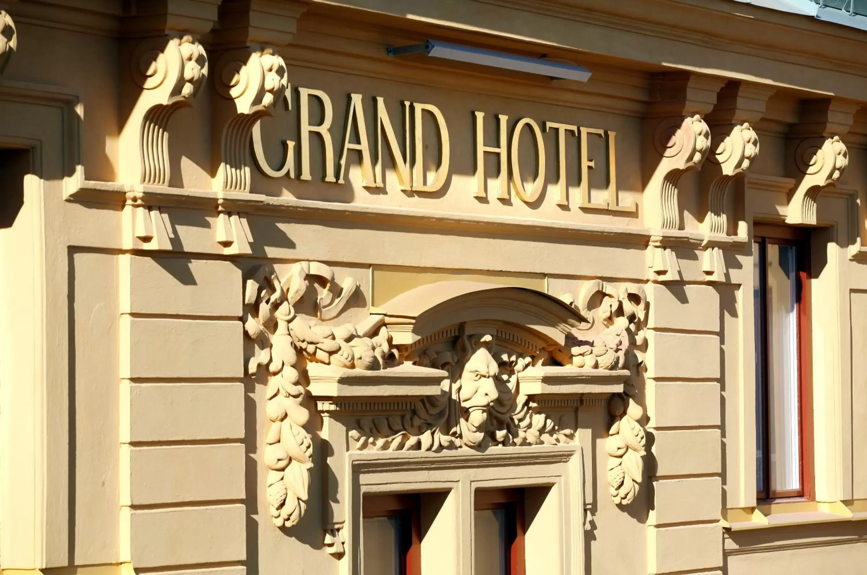 Facade/entrance in Elite Grand Hotel Gävle