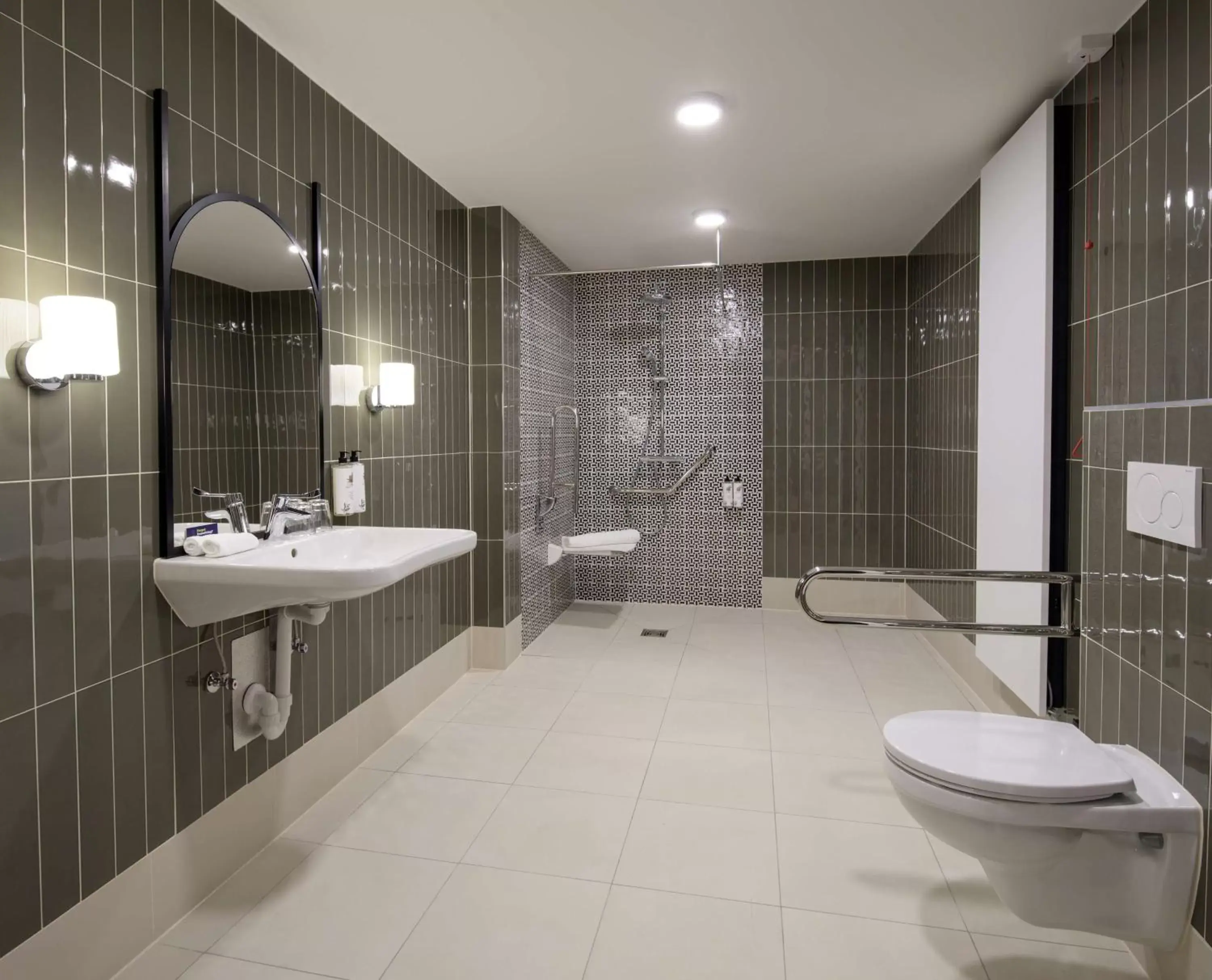 Bathroom in DoubleTree By Hilton Brussels City