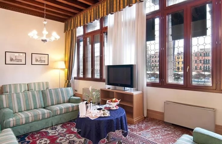 TV and multimedia in Foscari Palace