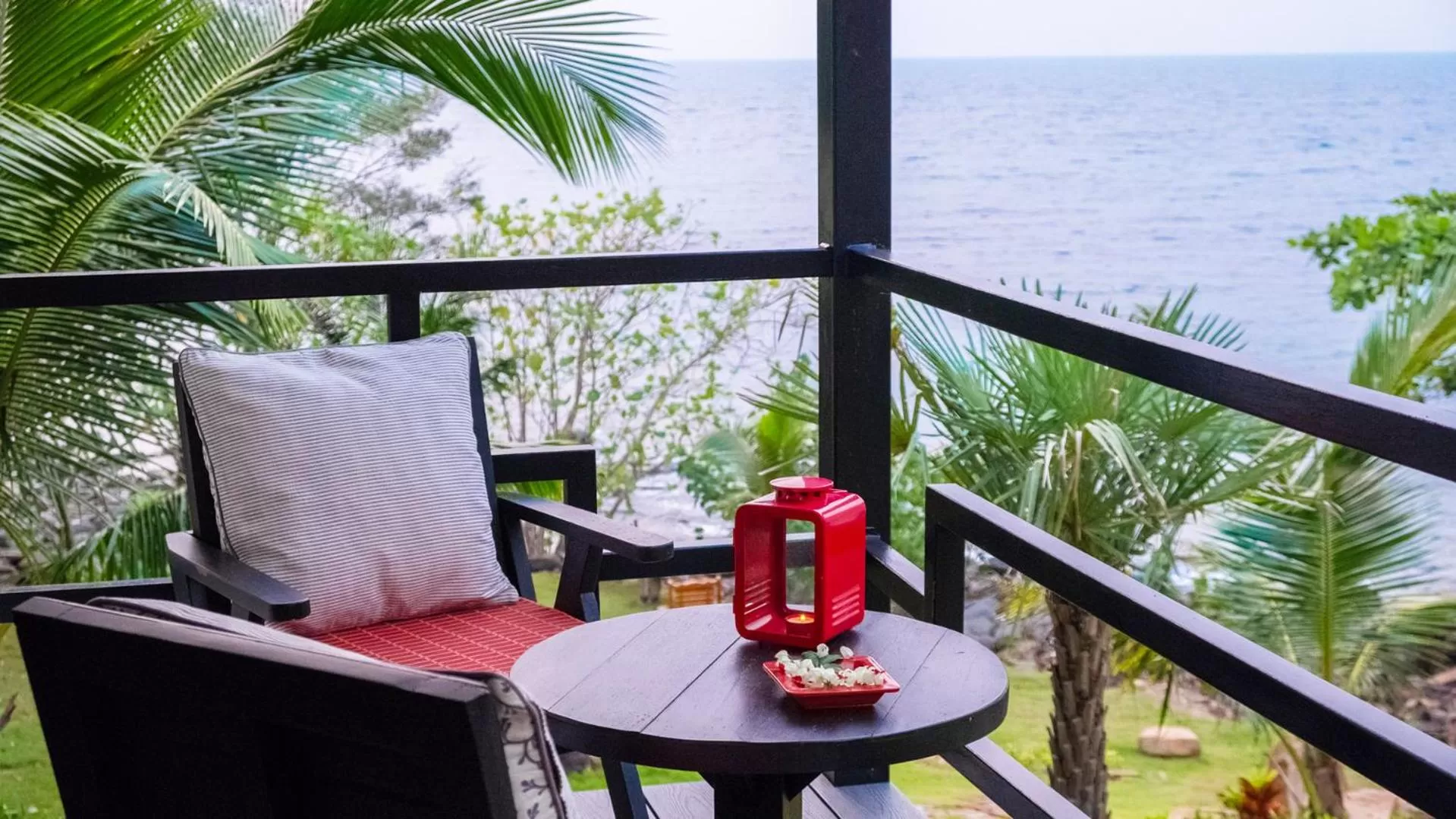 Patio in Jasmin Garden Koh Kood