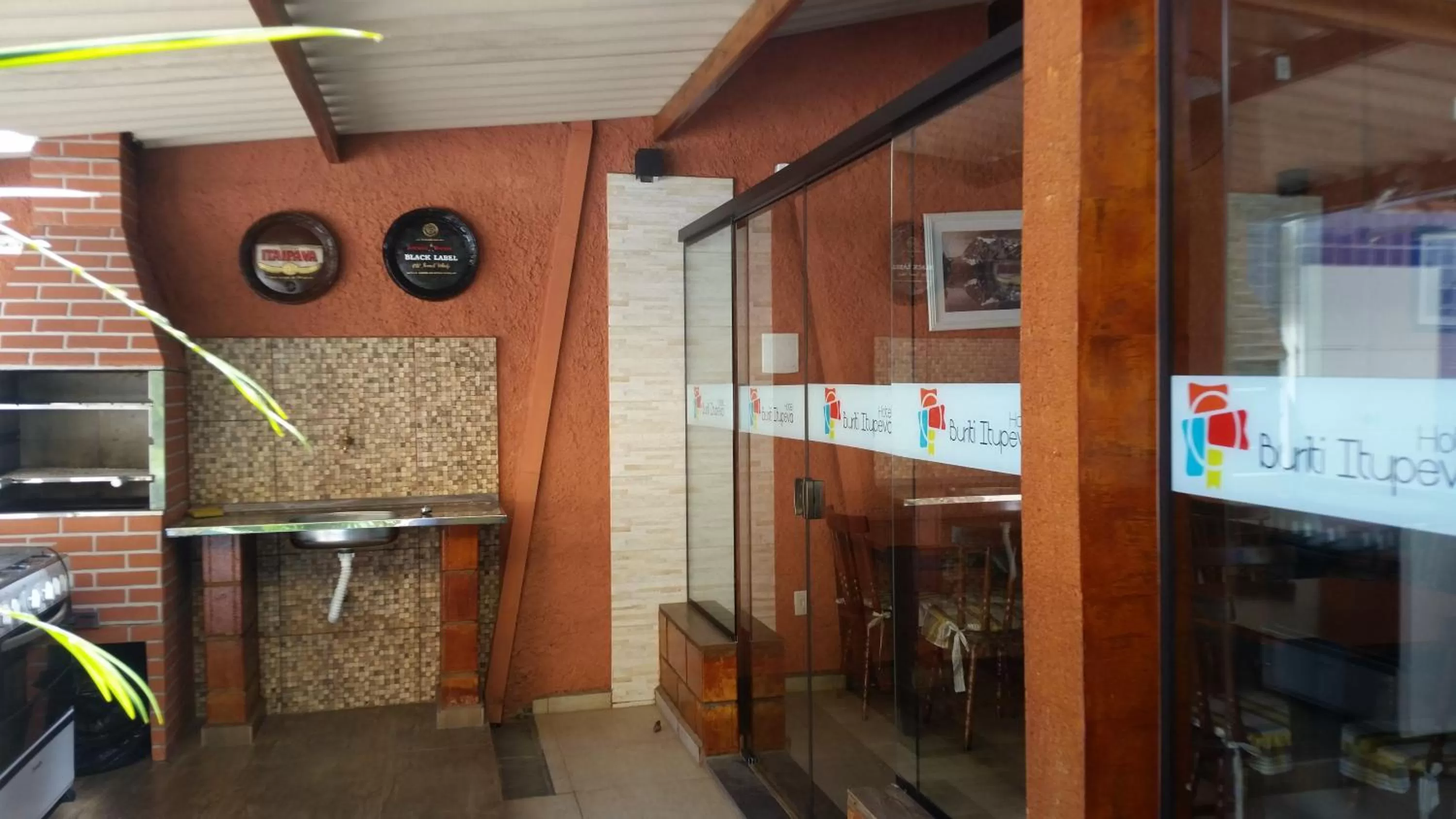 BBQ facilities in Hotel Buriti Itupeva
